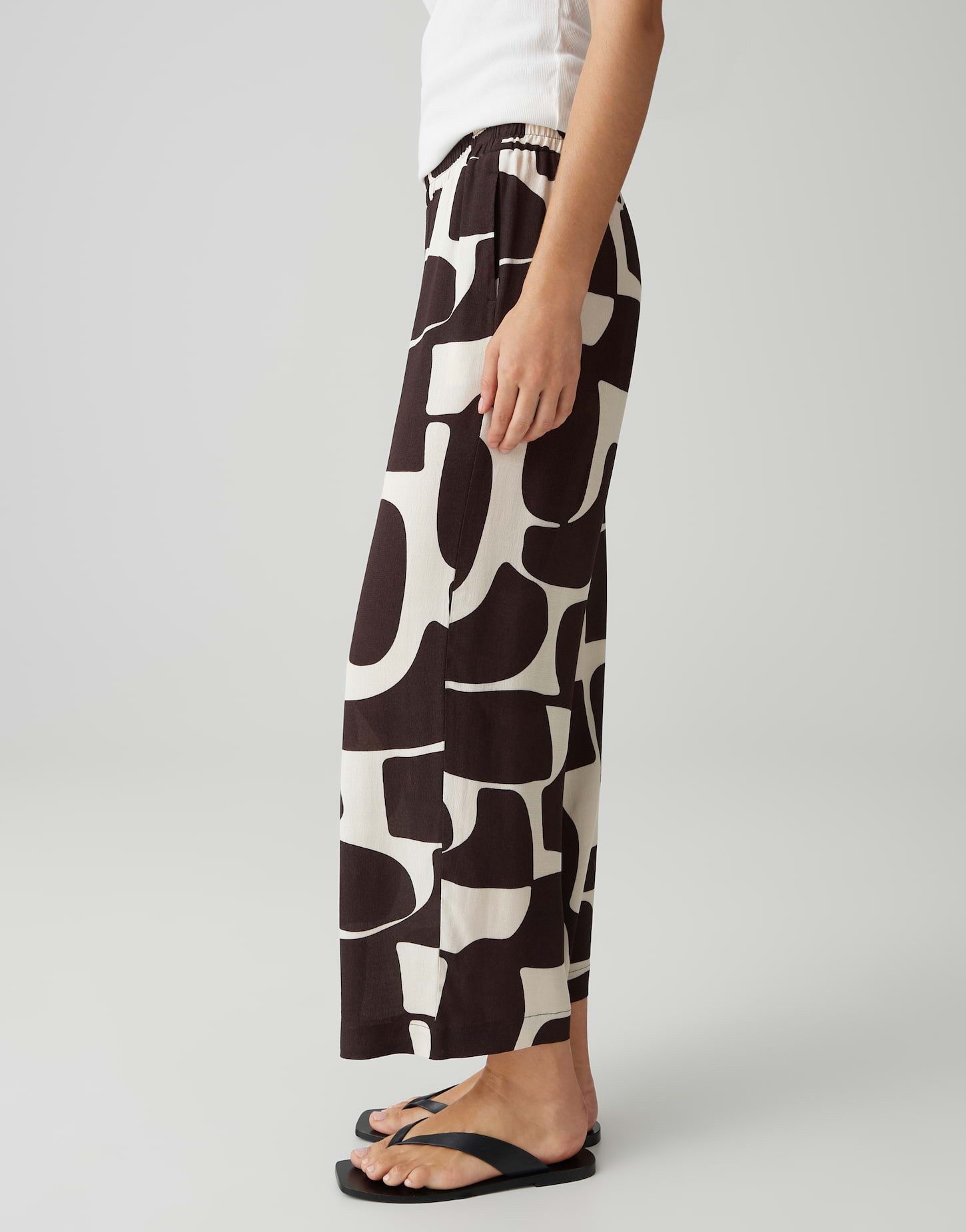 OPUS PANTS Schlupfhose Malotta echo Praktische Taschen runden den entspannten Look ab – Bild 5 von 5