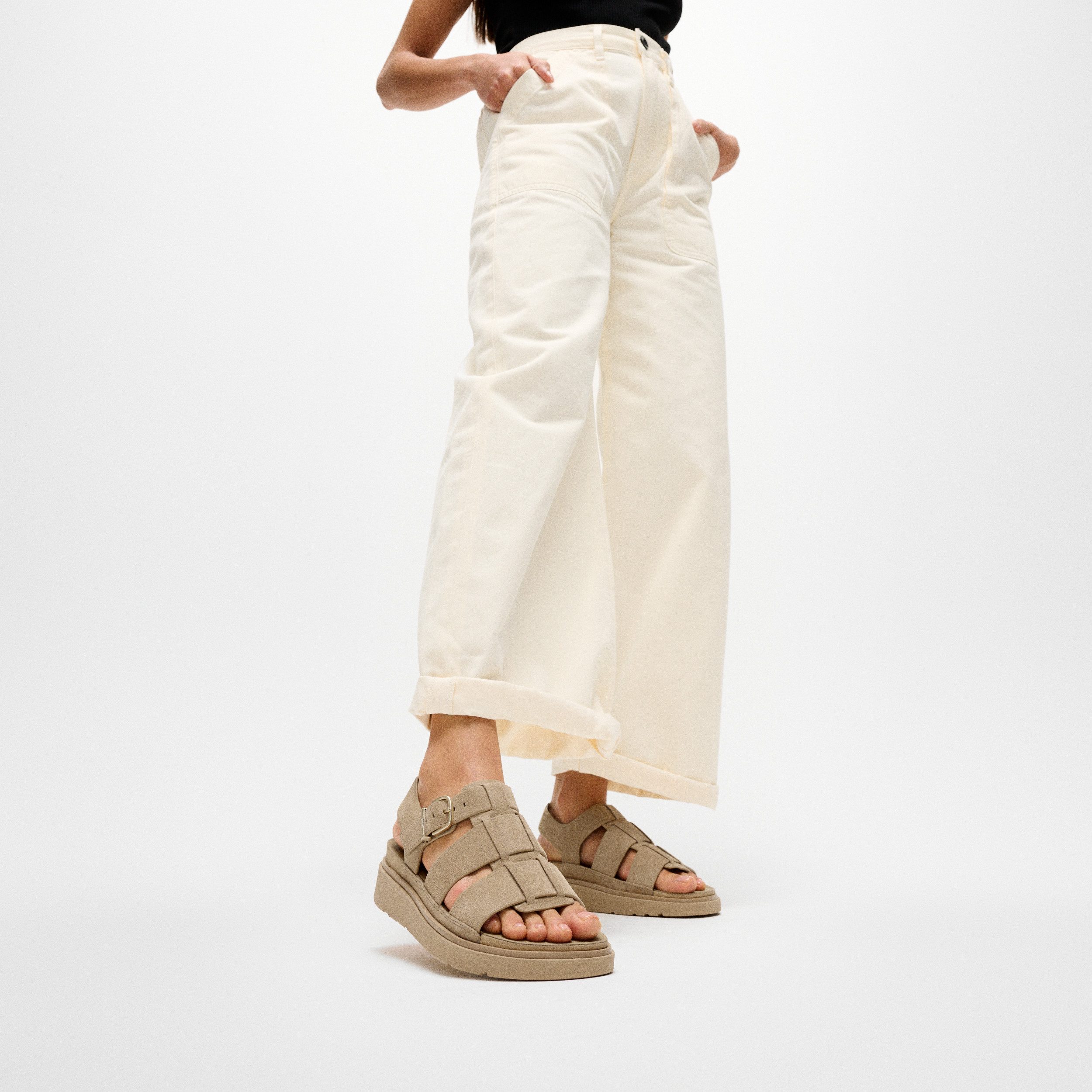 Fitflop GEN-FF SUEDE FISHERMAN SANDALS Riemchensandale Sommerschuh, Sandalette mit verstellbarem Riemchen