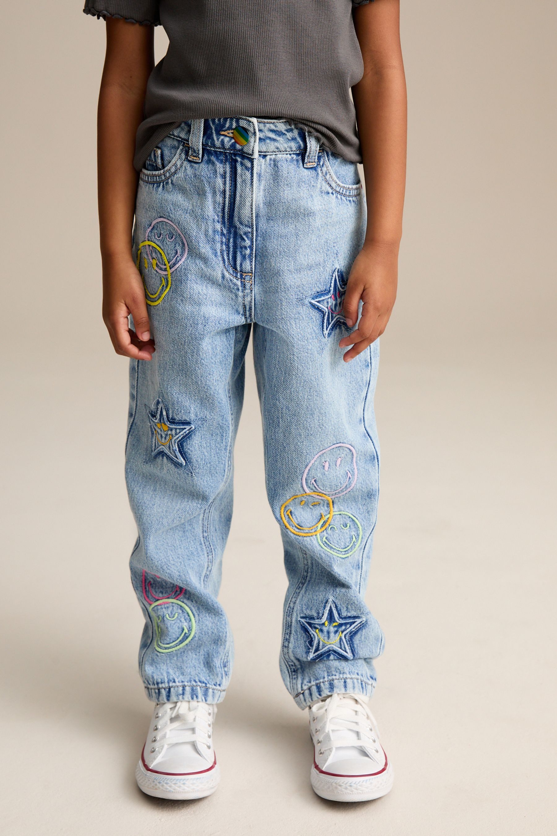 Next Mom-Jeans Smiley World Mom-Jeans aus 100% Baumwolle (1-tlg)