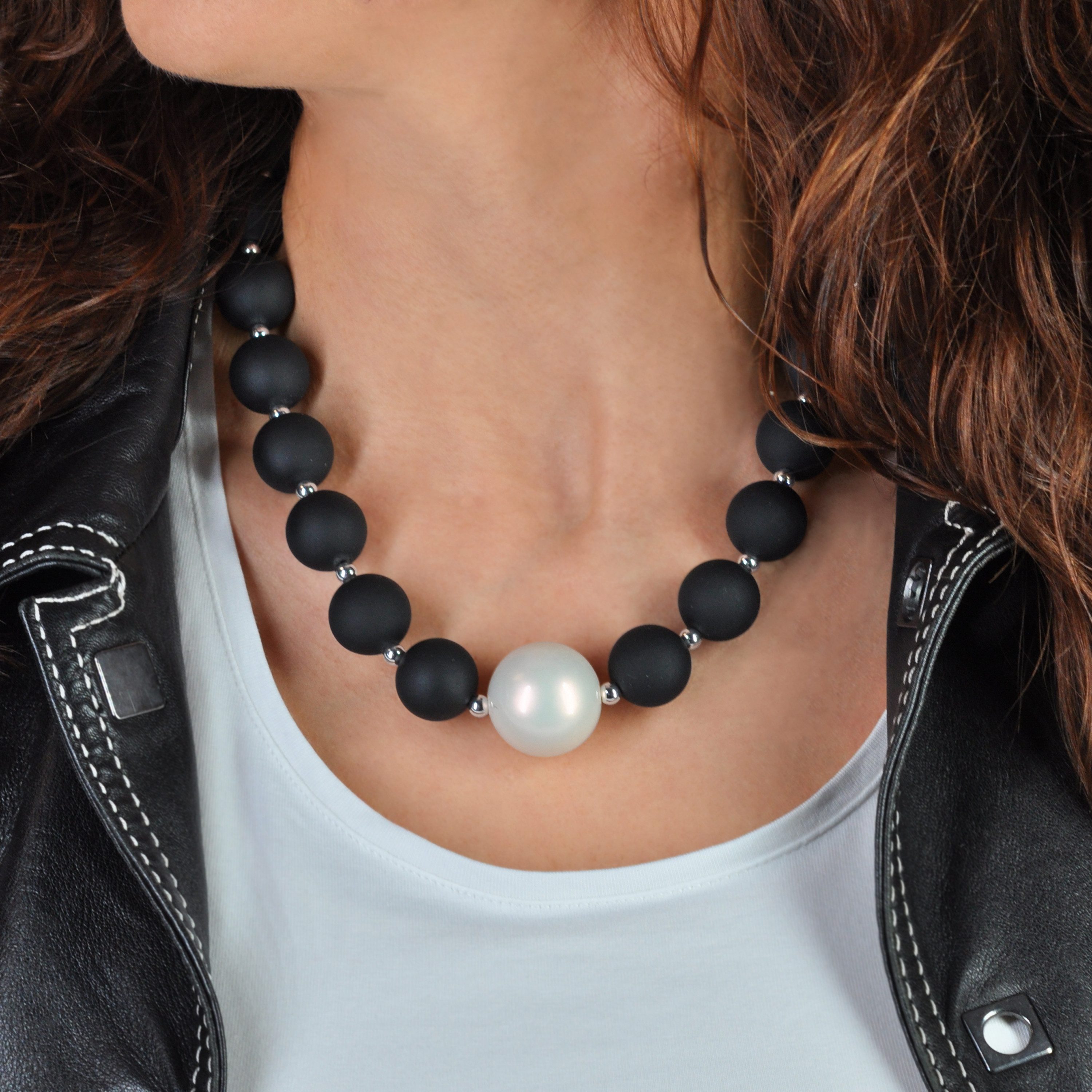 Firetti Statementkette Schmuck Geschenk Big mother of pearl, mit Kunststoffperle – Bild 4 von 4