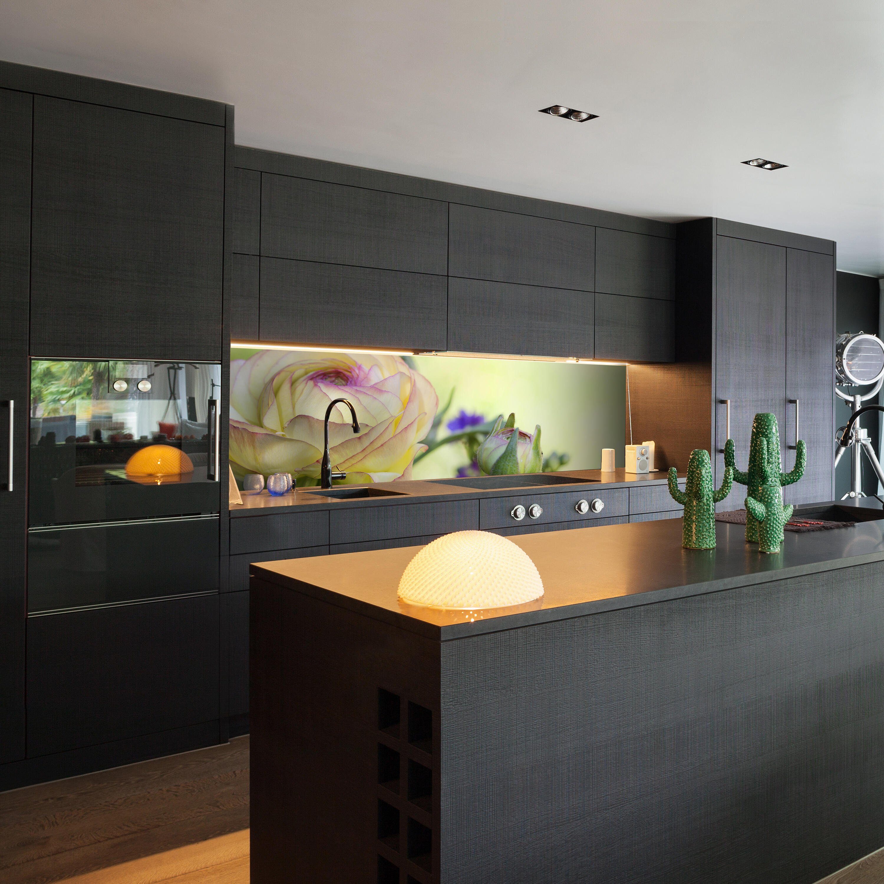 versch. Küchenrückwand in Nischenrückwand wandmotiv24 (1-tlg), Hartschaum Größen Premium Ranunkel,