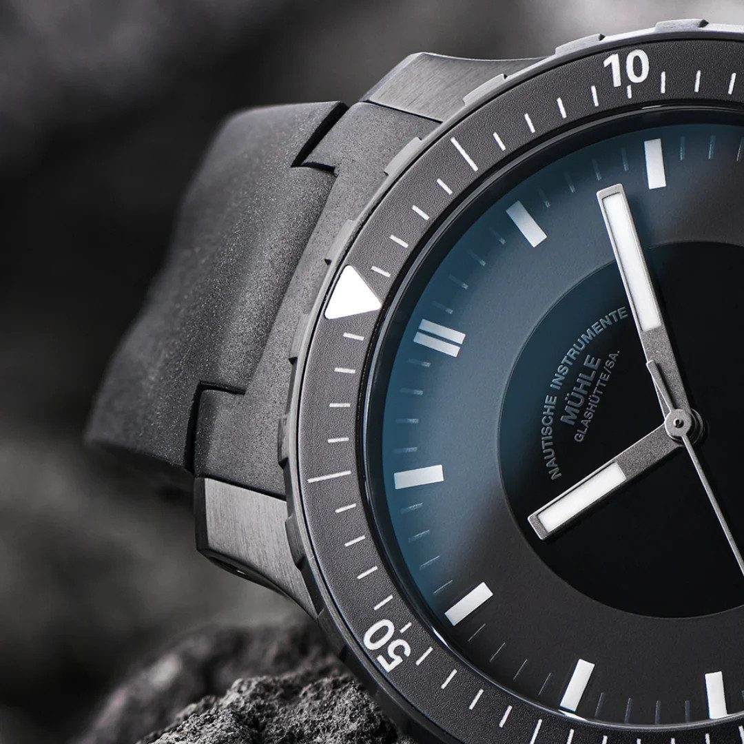 Nautische Instrumente Mühle Glashütte/Sa. Automatikuhr Herrenuhr Mühle Glashütte Sea-Timer Black Motion mit Kautschukband