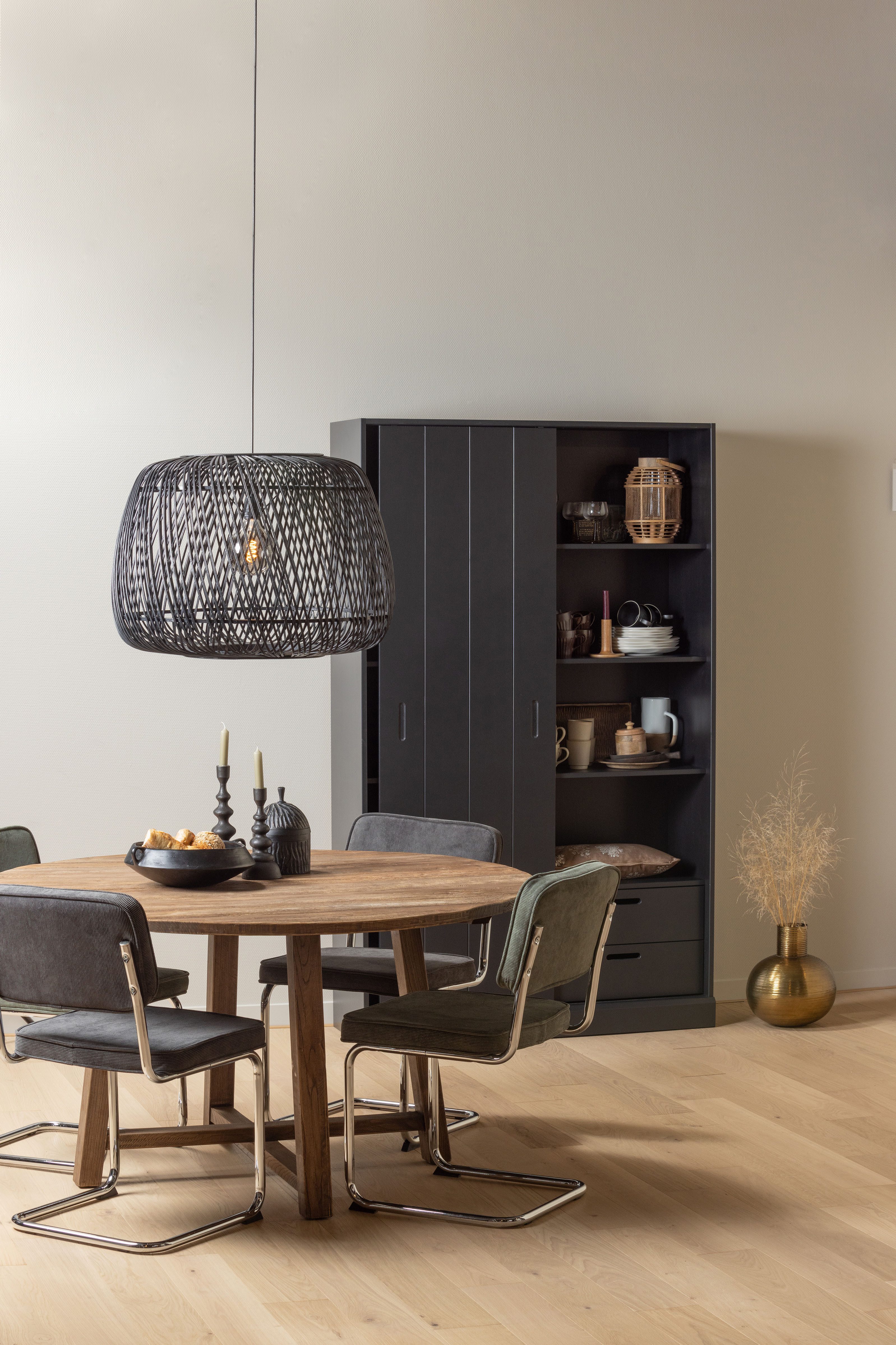 WOOOD Mehrzweckschrank Move Massivholz Kiefernholz mit Schiebetür geschliffen 200x120x42 cm Einfach zu montieren, Tragkraft 15 kg pro Boden, sichtbare Maserung