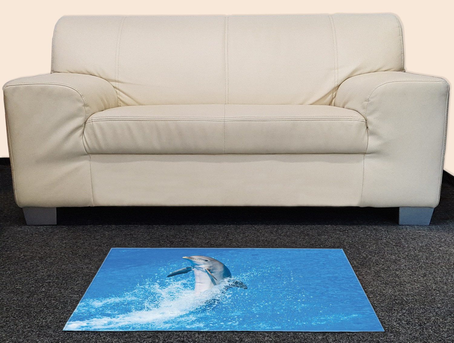 Wallario Teppich Fröhlicher Delfin im blauen Wasser, rechteckig, rutschfest