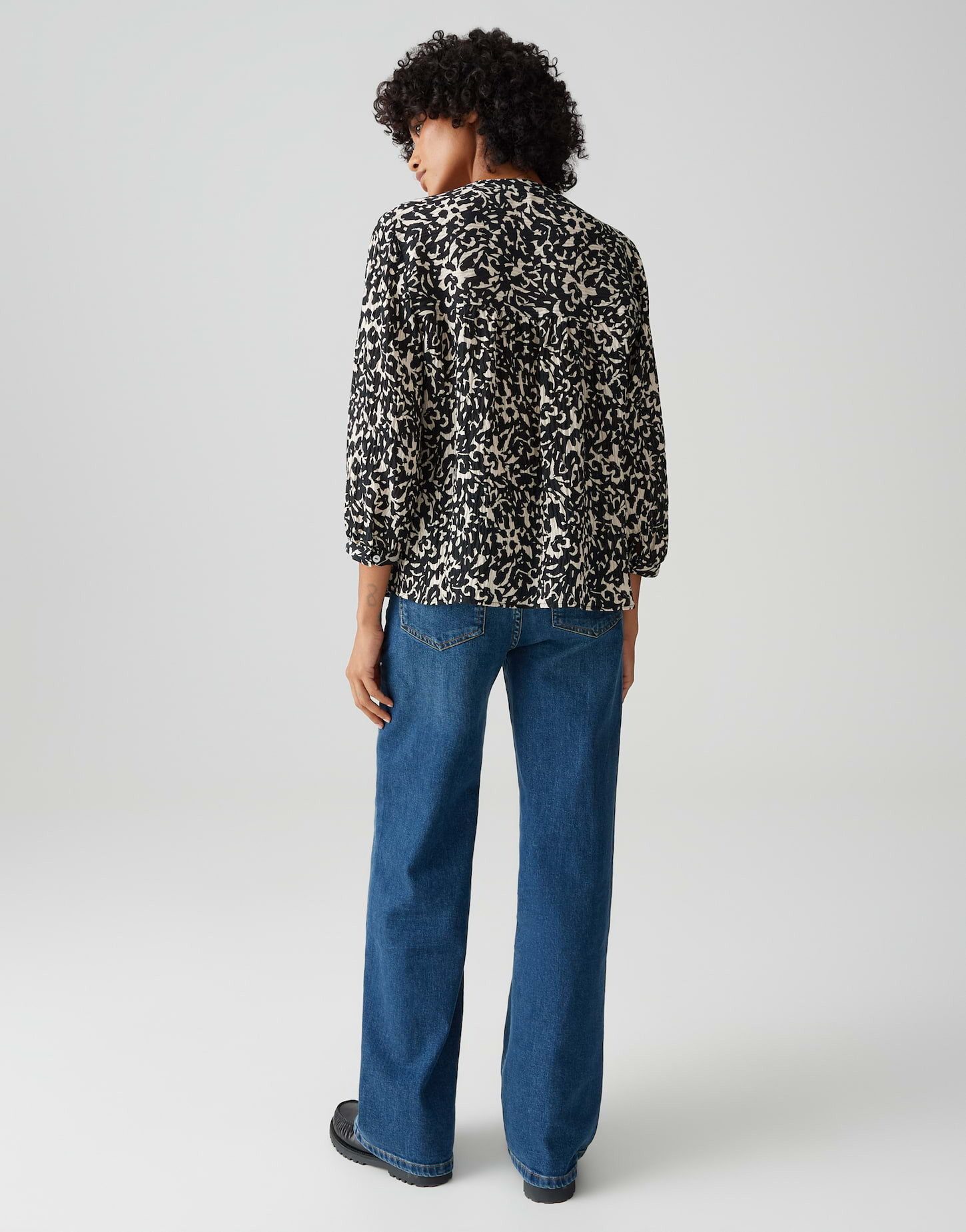 OPUS Kurzarmbluse FAMELIA Regular mit feiner Jacquard Struktur