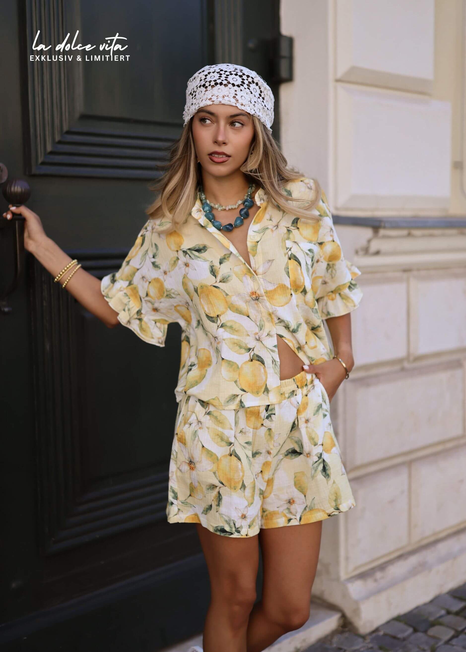 SASSYCLASSY Shorts Musselin Shorts mit Lemon-Print für Damen Weiche Baumwollshorts mit elastischem Gummibund und Eingriffstaschen