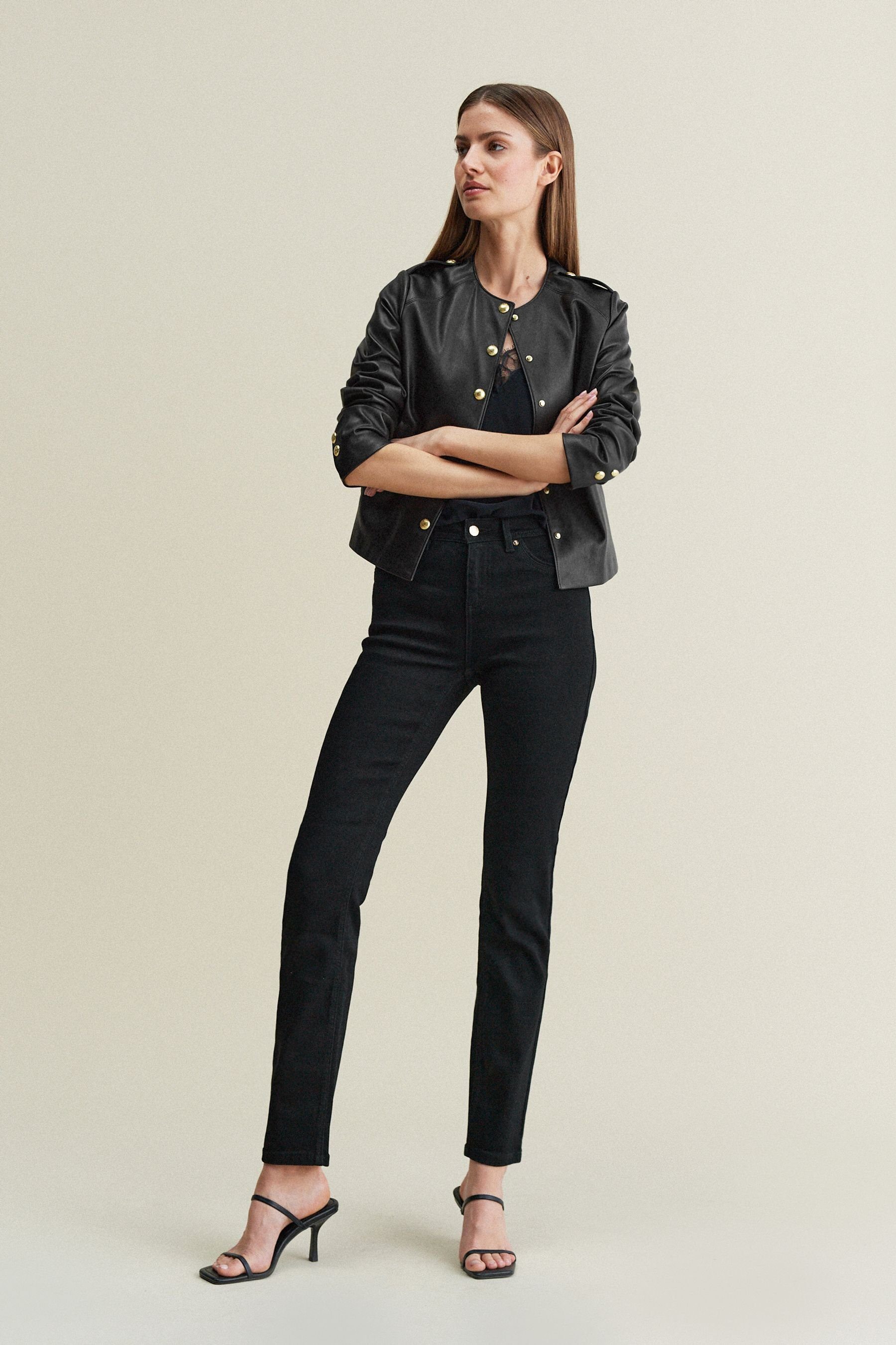 Slim Slim-fit-Jeans Fit Superweiche Jeans Black Next (1-tlg)