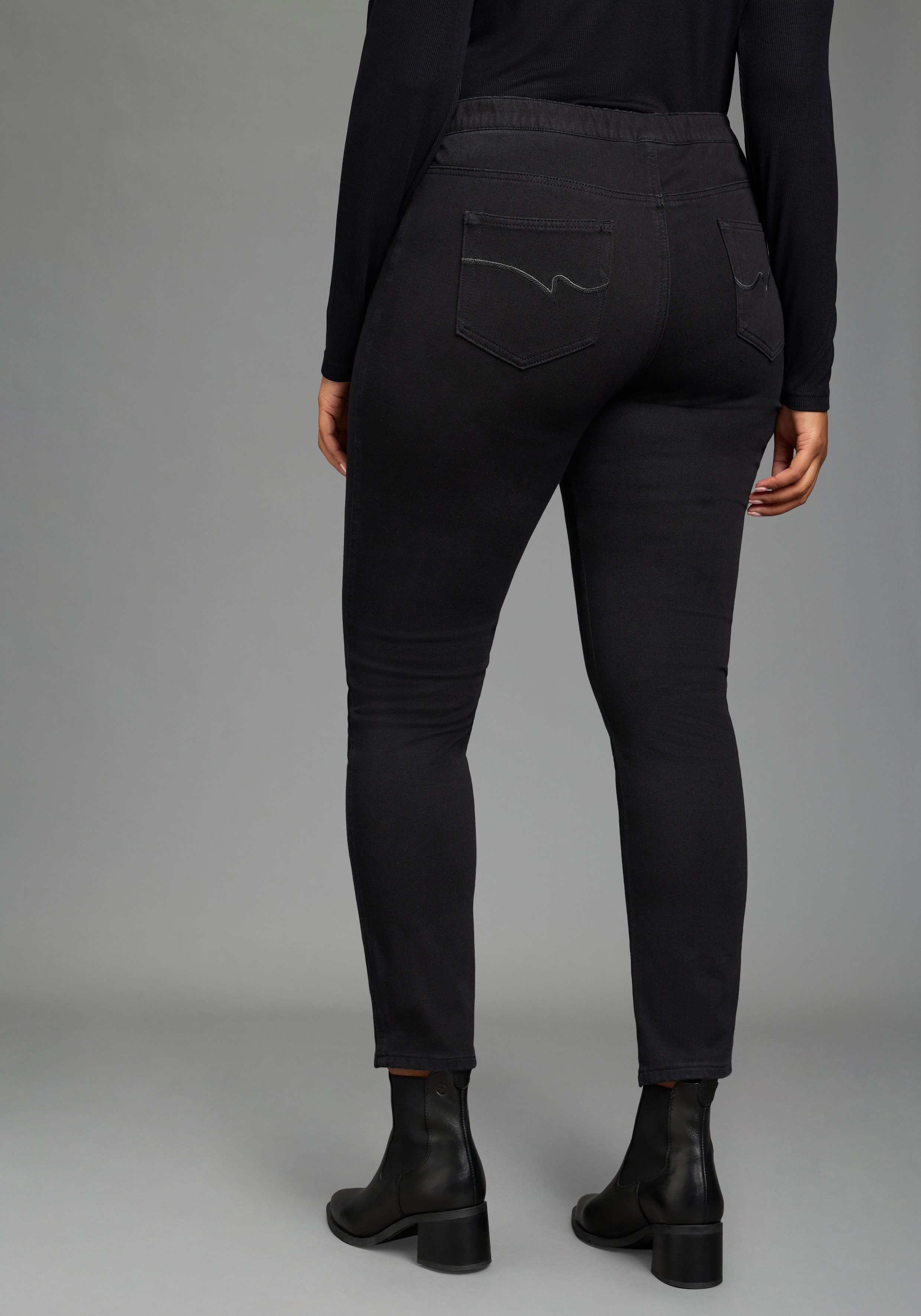 Laura Scott CURVE Jeansjeggings Große Größen, im 4 Way Stretch, Quer- und Längselastisch mit Eingrifftaschen, Gesäßtaschen und Coinpocket, lange Schnittform
