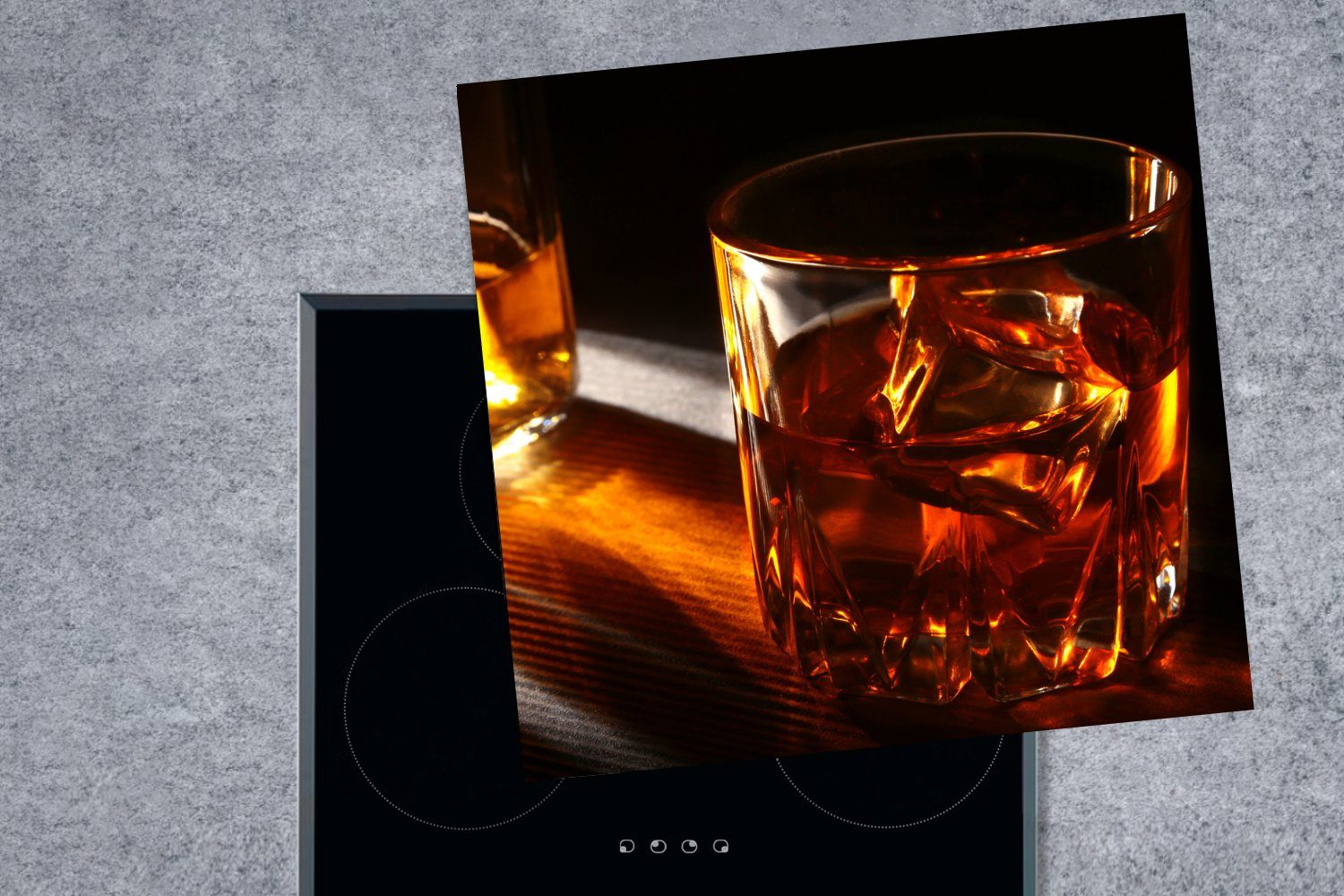 (1 cm, Gläser Whiskey - für tlg), Induktionsschutz Arbeitsplatte Getränk, - MuchoWow Herdblende-/Abdeckplatte - Vinyl, küche 78x78 Ceranfeldabdeckung,