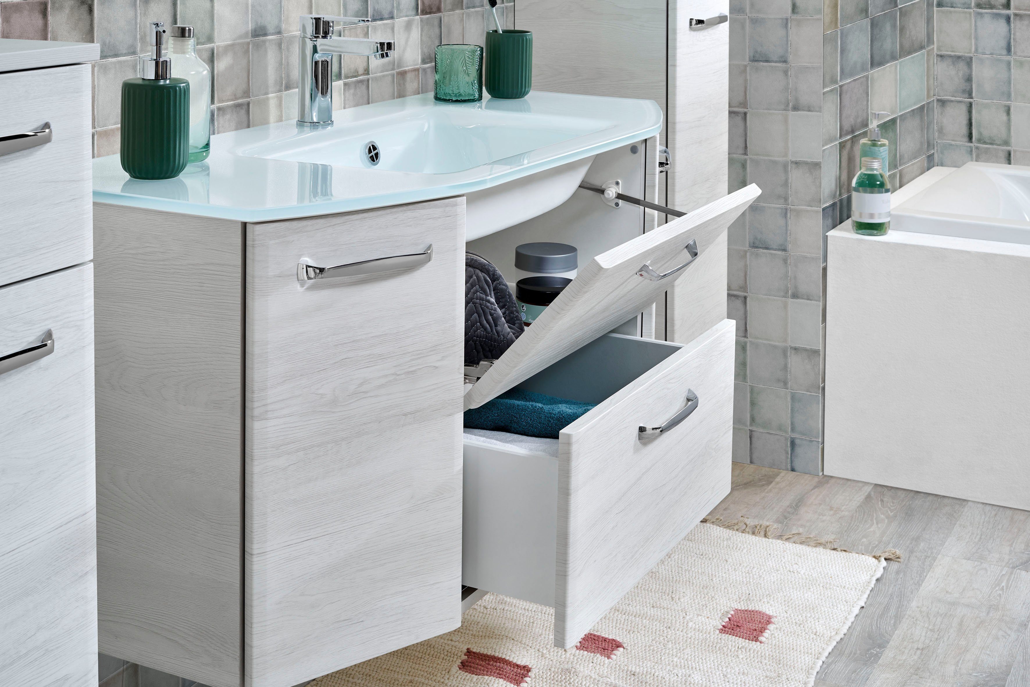 Saphir Quickset vanity unit including glass washbasin, 112 cm wide, 2 doors, base cabinet with sink, including door dampers, chrome handles