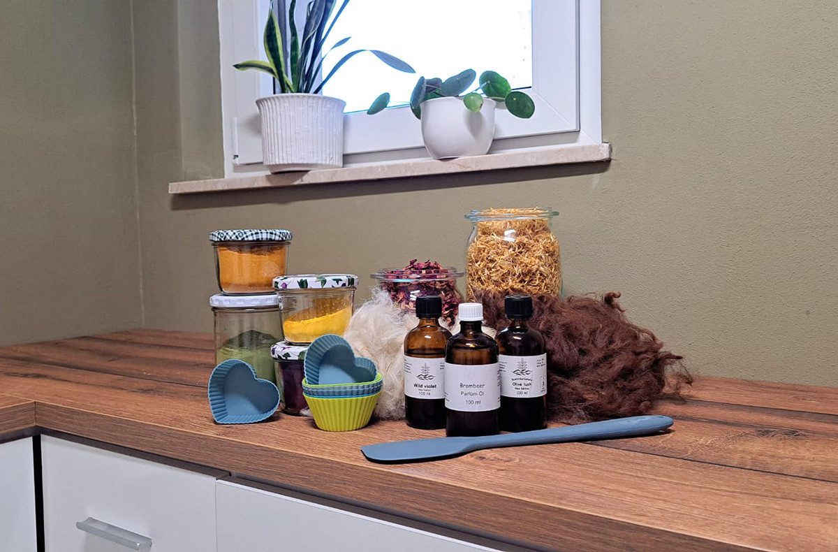 Jochen Schweizer Erlebnisgutschein Seife herstellen aus Alpakawolle Petershagen