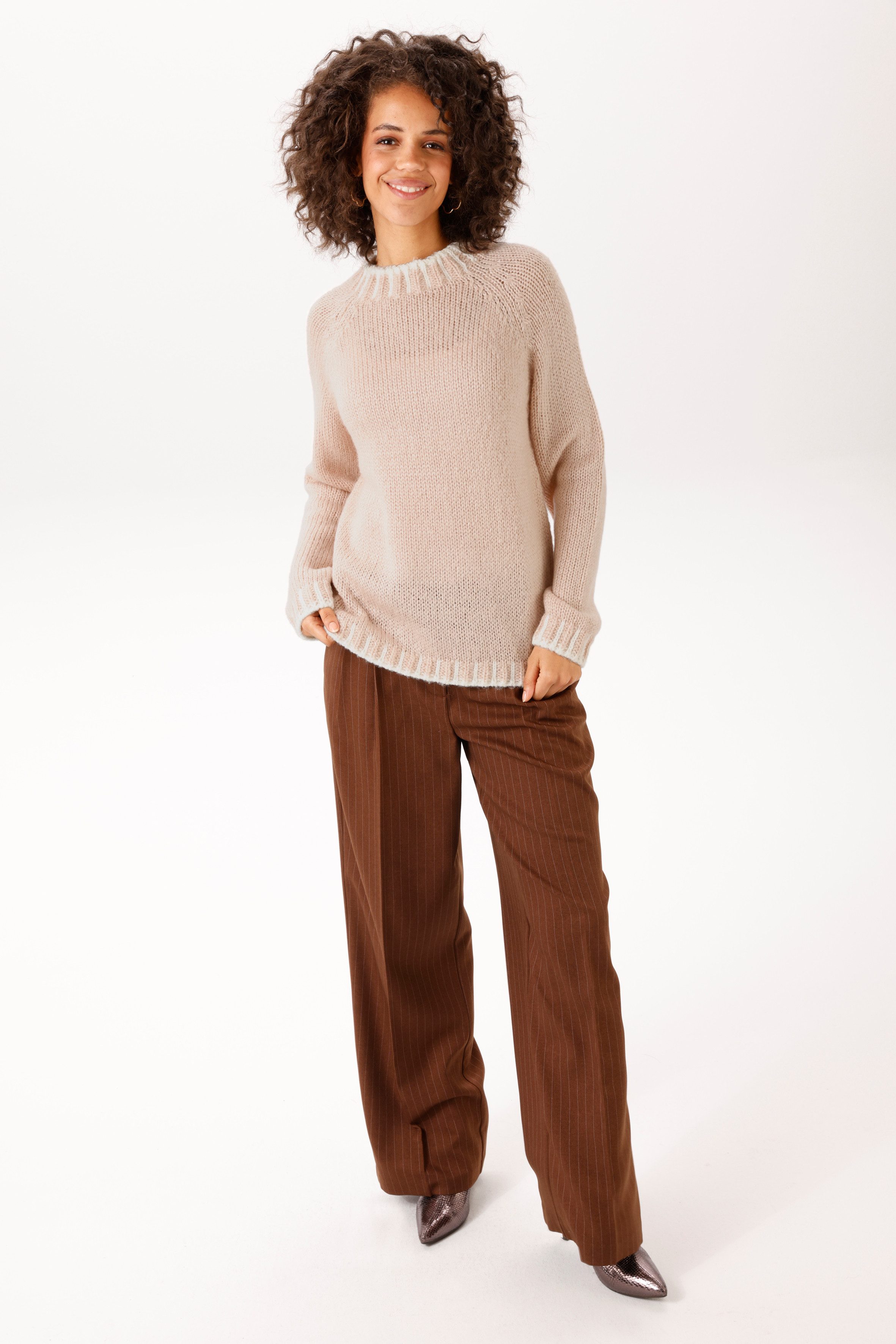 Zum Outfit 4