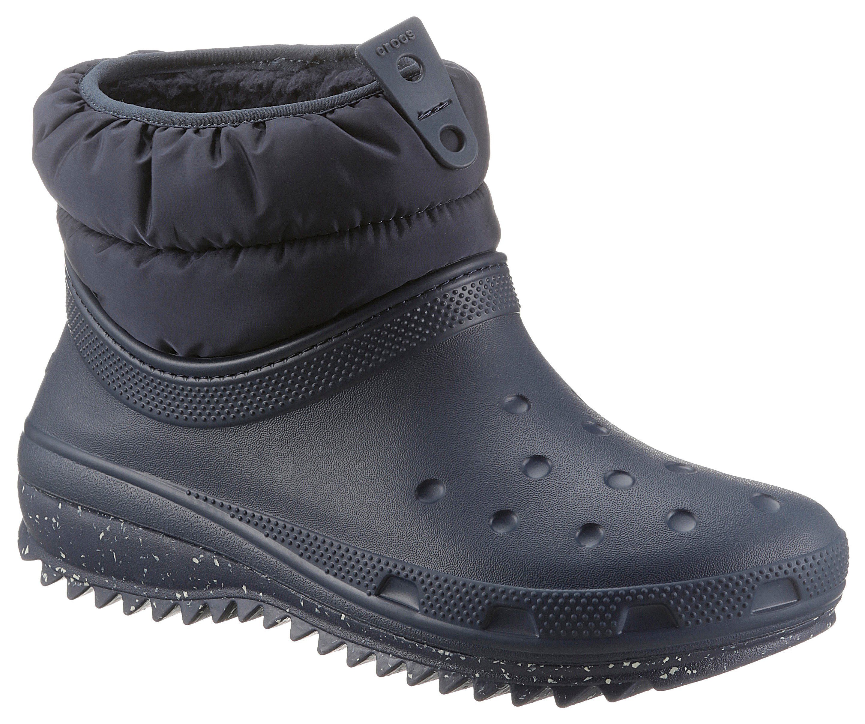 Crocs Winterstiefel Classic Neo Puff Shorty Snowboots mit elastischem Schafteinstieg navy