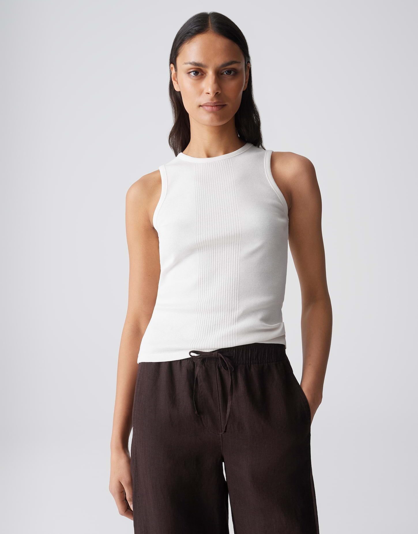 OPUS Tanktop Ilika resort aus weichem Jersey mit Rippstruktur Ärmellos geschnitten für sommerliche Looks