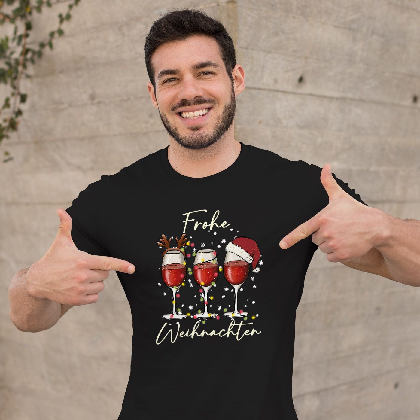 MoonWorks Print-Shirt Herren T-Shirt Weihnachten Printshirt Weingläser Wein Comic Design mit Print