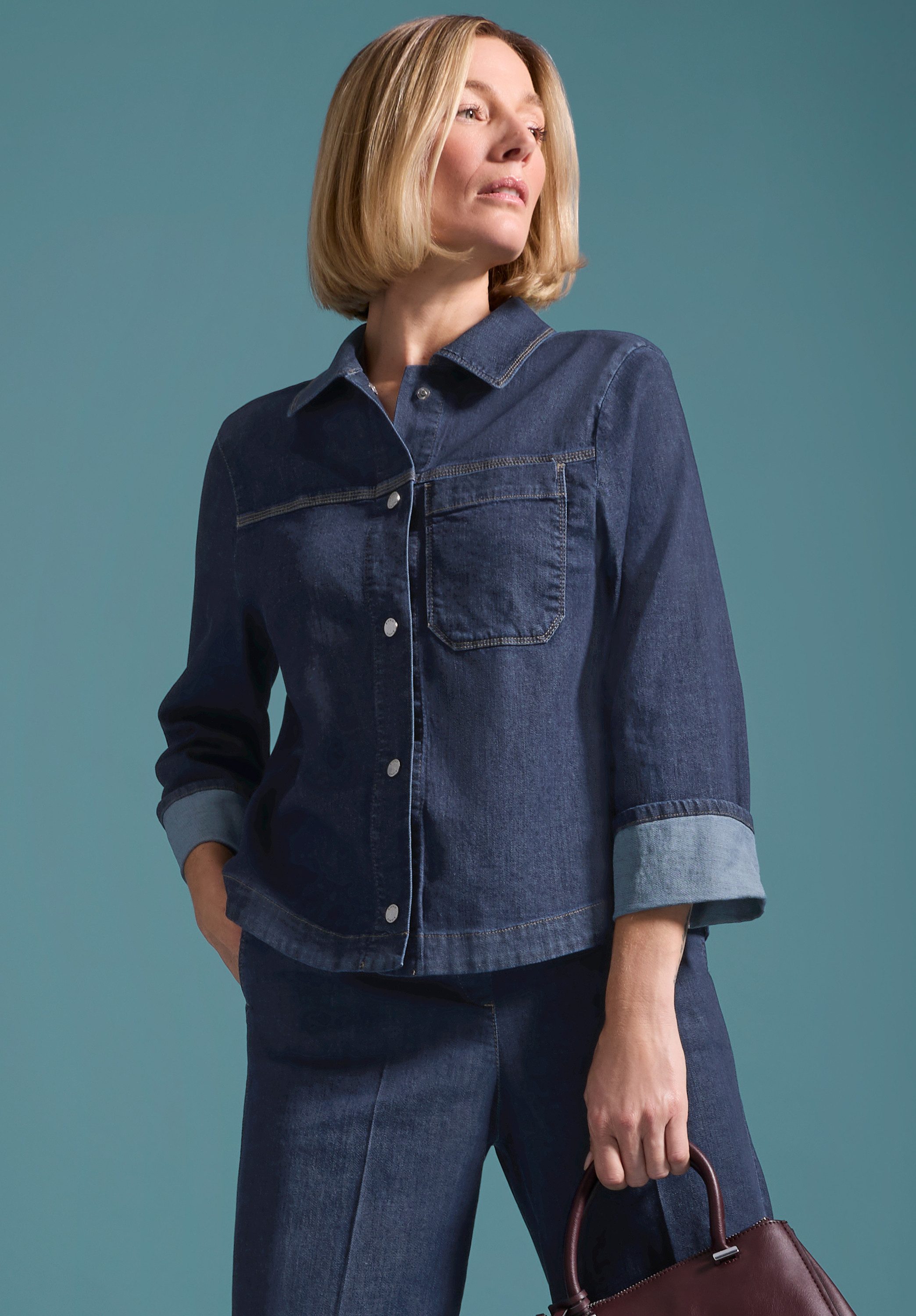 bianca Jeansjacke KATHERIN im trendigen Denim-Look mit Rückenfalte