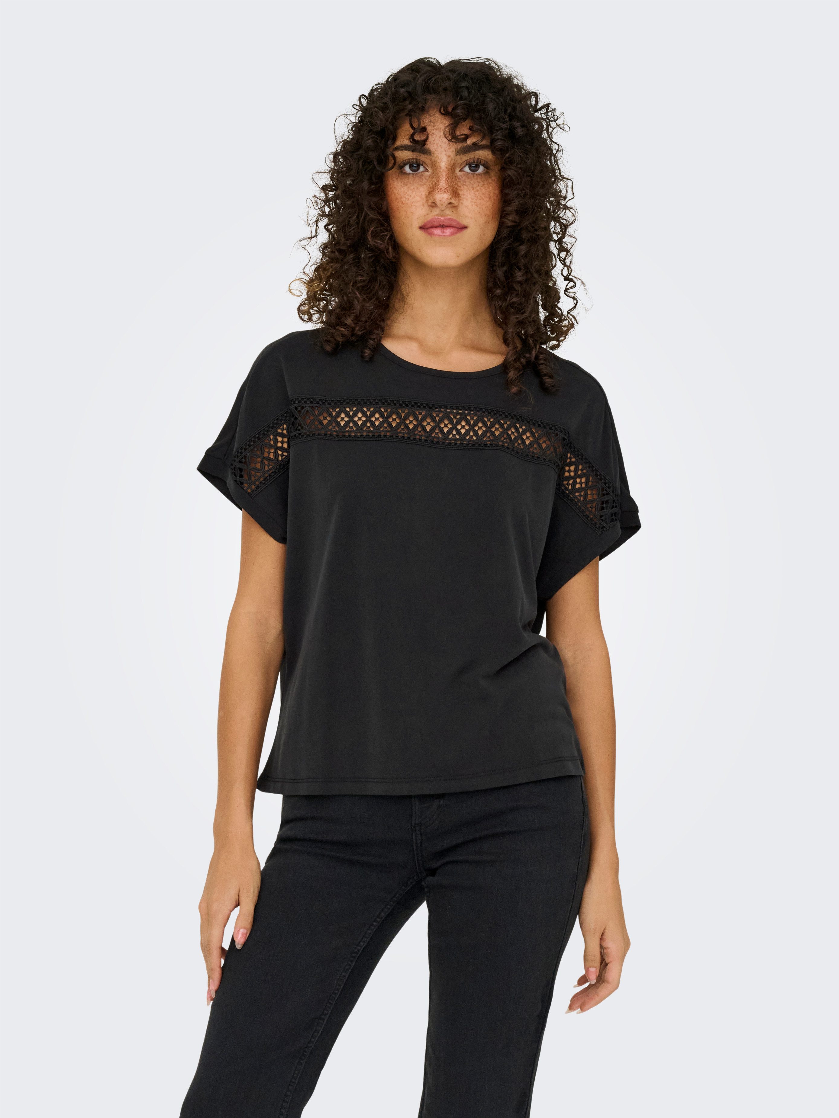 ONLY Kurzarmshirt ONLFREE LIFE S/S LACE PANEL TOP JRS günstig online kaufen