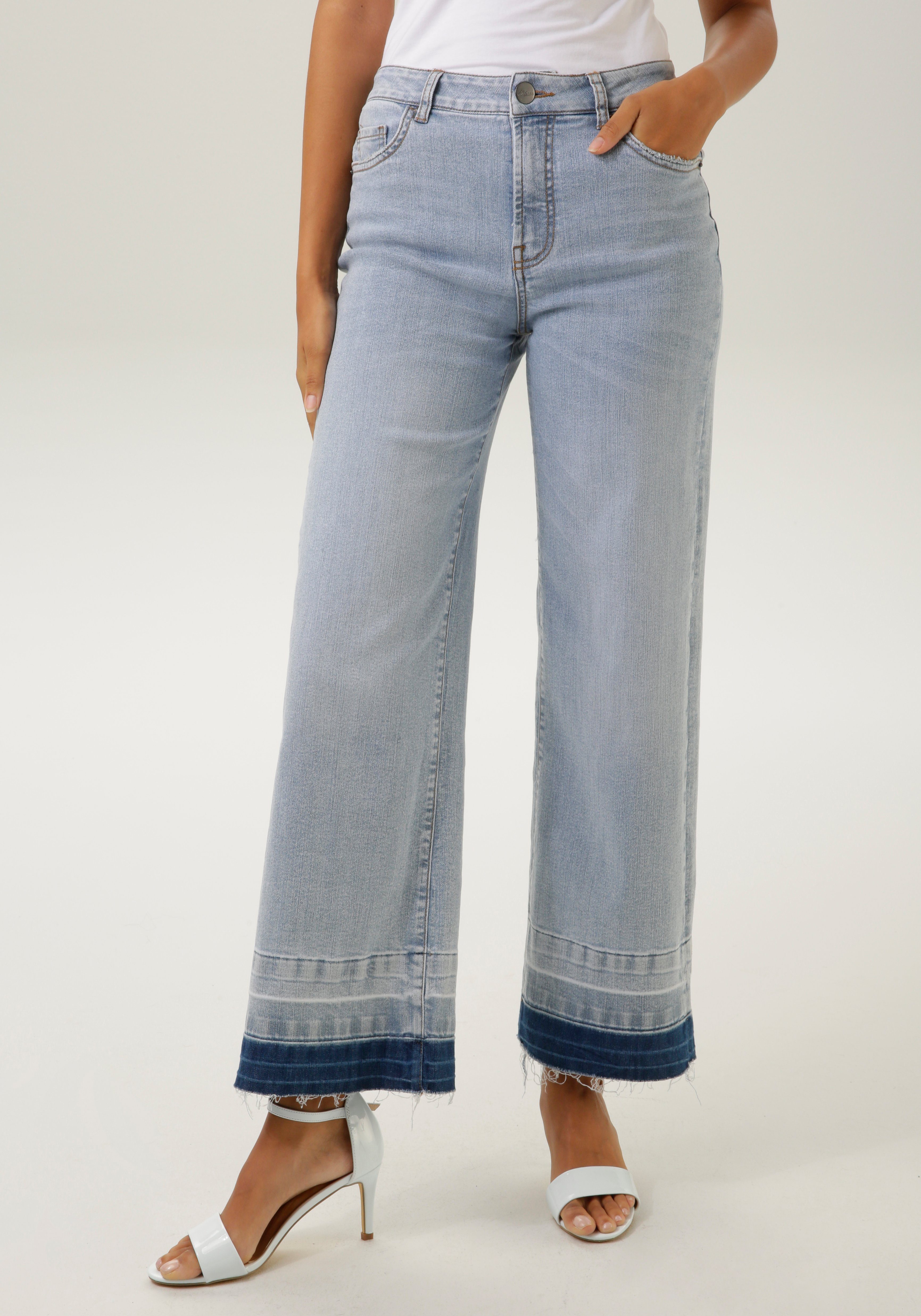 ausgefranstem leicht Straight-Jeans Saum Aniston mit used am bleached trendiger Waschung CASUAL