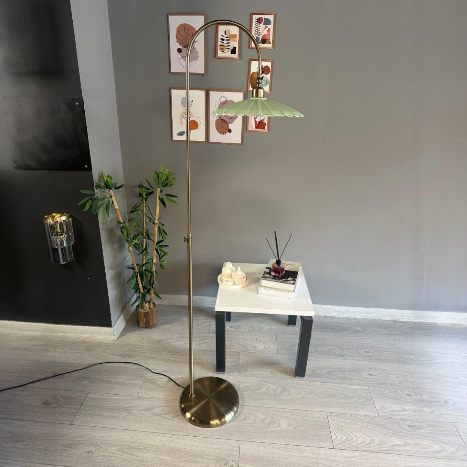 Bamyum Stehlampe Risso Moderne Dekorative Metall Stehlampe, ohne Leuchtmittel