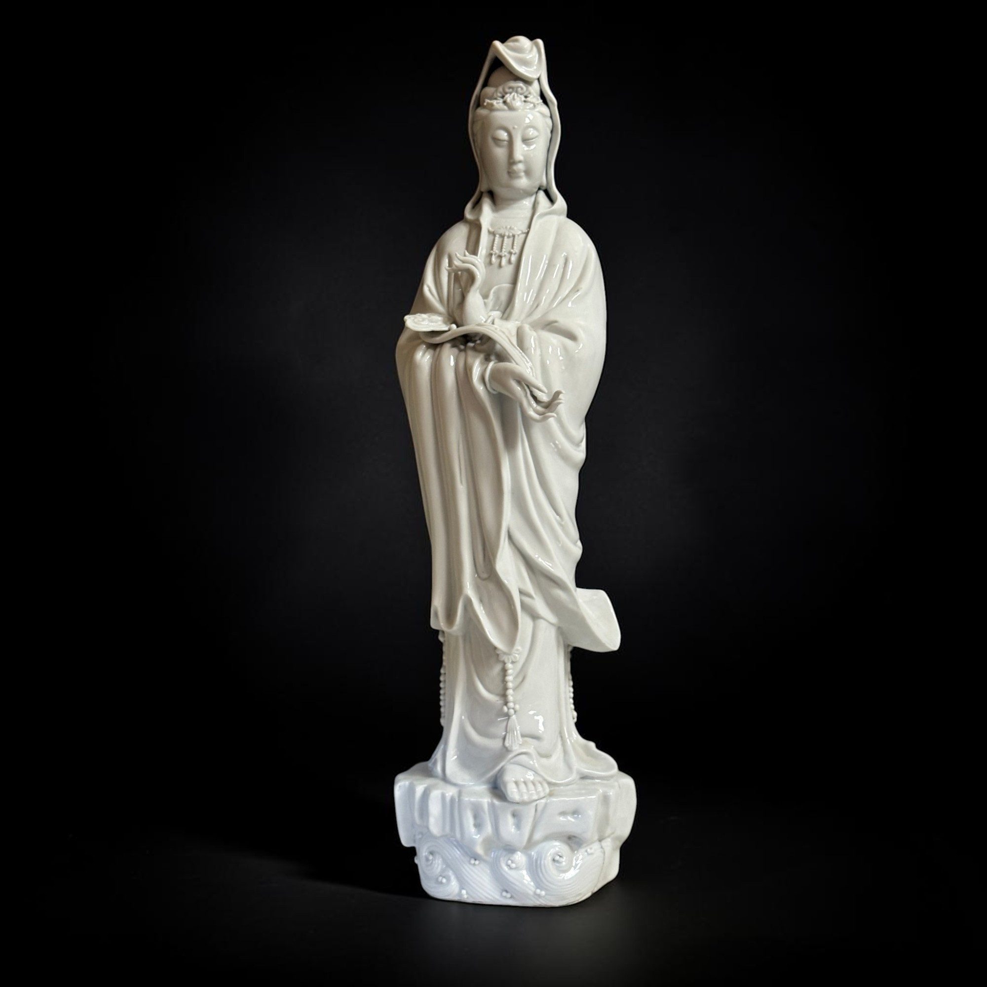 Asien LifeStyle Buddhafigur Guanyin Skulptur Blanc de Chine Porzellan alt China 63cm