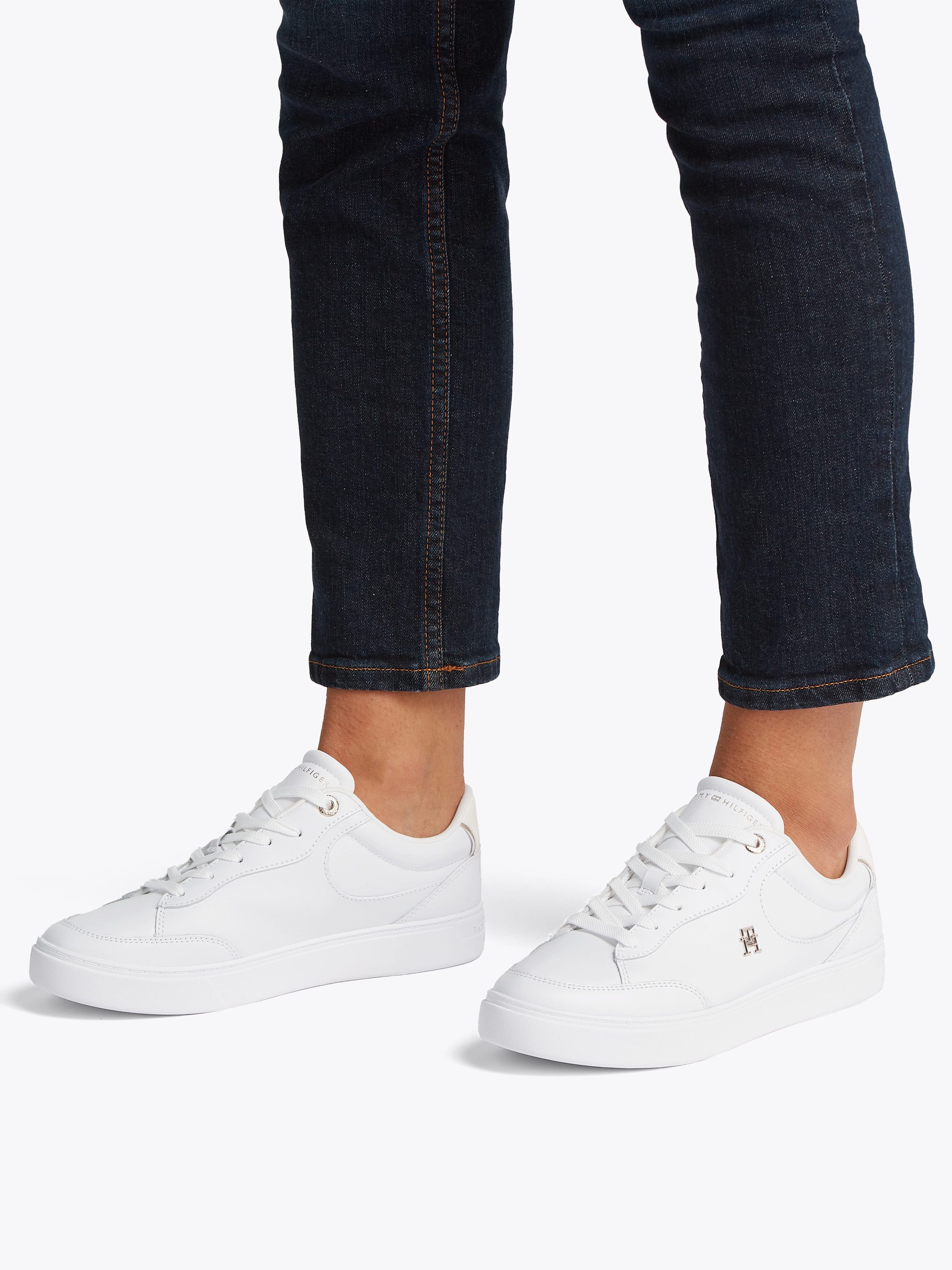Tommy Hilfiger ESSENTIAL CHIC COURT SNEAKER Plateausneaker, Freizeitschuh, günstig online kaufen