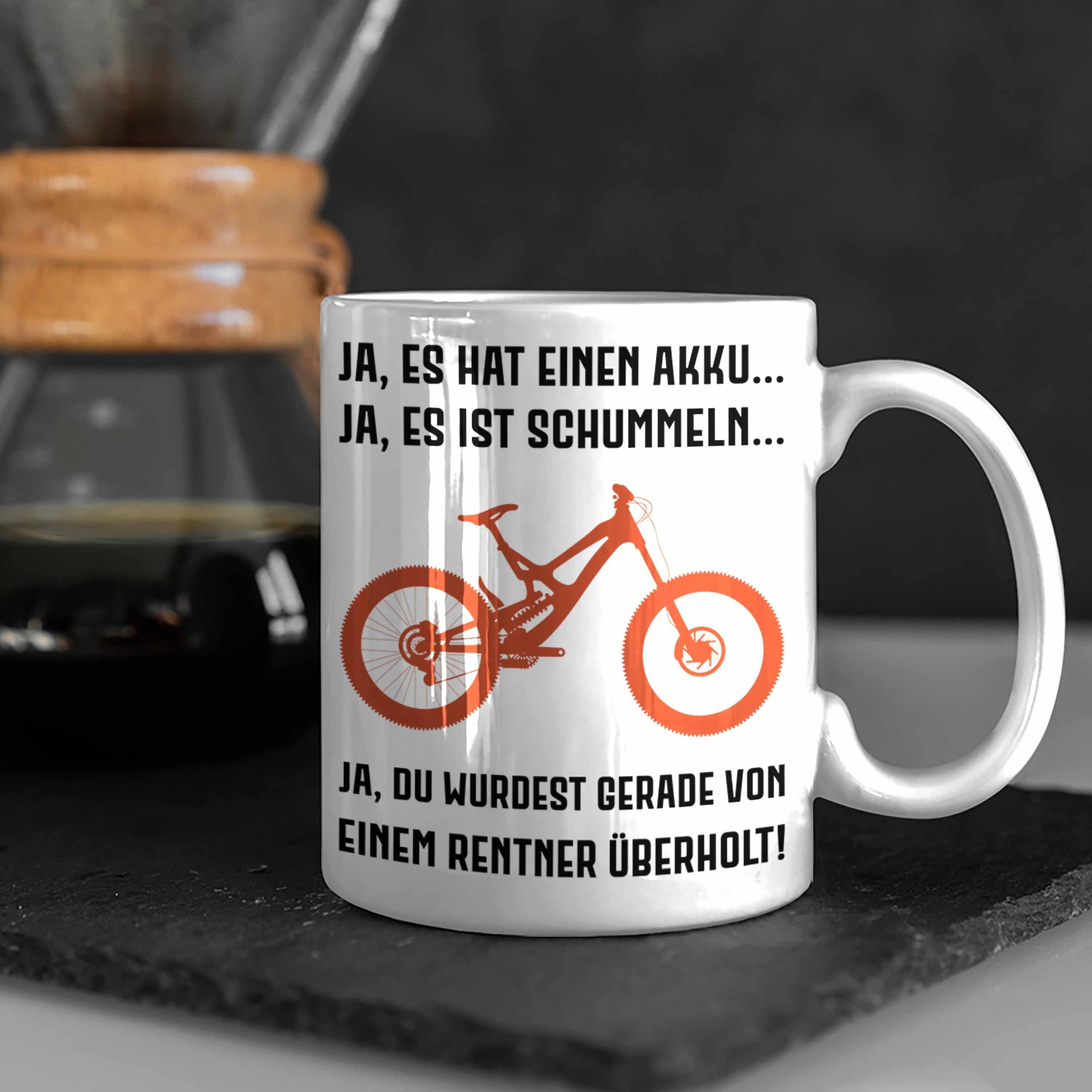 Lustige Trendation Rentnerin E-Bike Rentner Trendation - Weiss Kaffeetasse Tasse Spruch Geschenk Elektrofahrrad Ebike Geschenke Sprüche mit Tasse