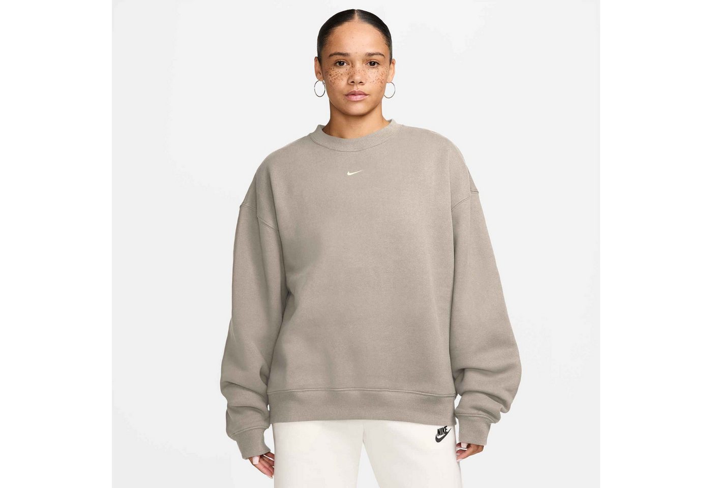 Nike Sportswear Kapuzensweatshirt W NK STDO FLC MW OS CREW mit Kapuze, aus angerauter Sweatware