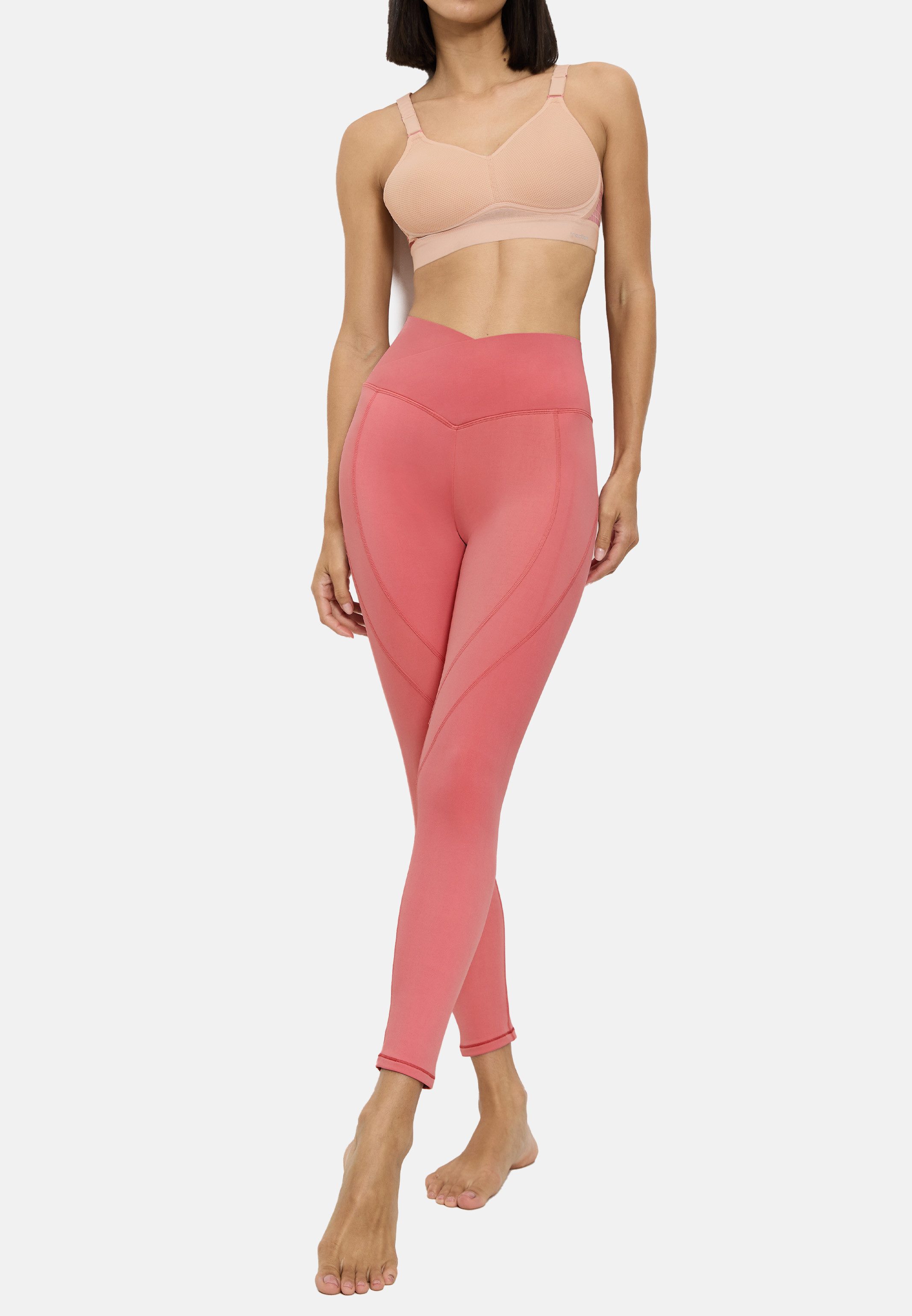 triaction by Triumph Sporthose Cardio RTW (1-tlg) Sport-Hose - Blickdicht - High-Rise Leggings mit formgebendem Effekt