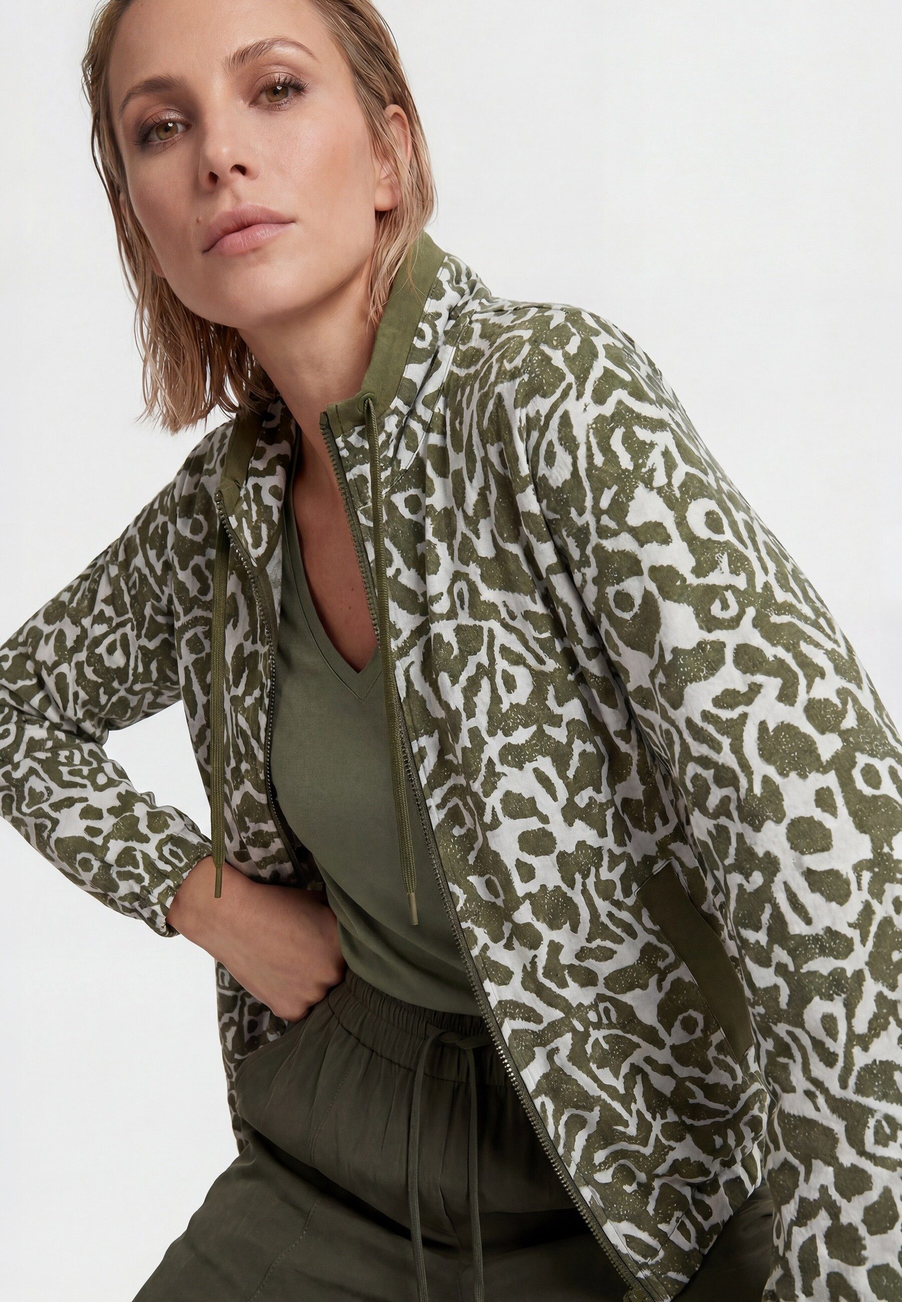 Olsen Sweatjacke Jerseyjacke mit Allover-Dessin und Stehkragen