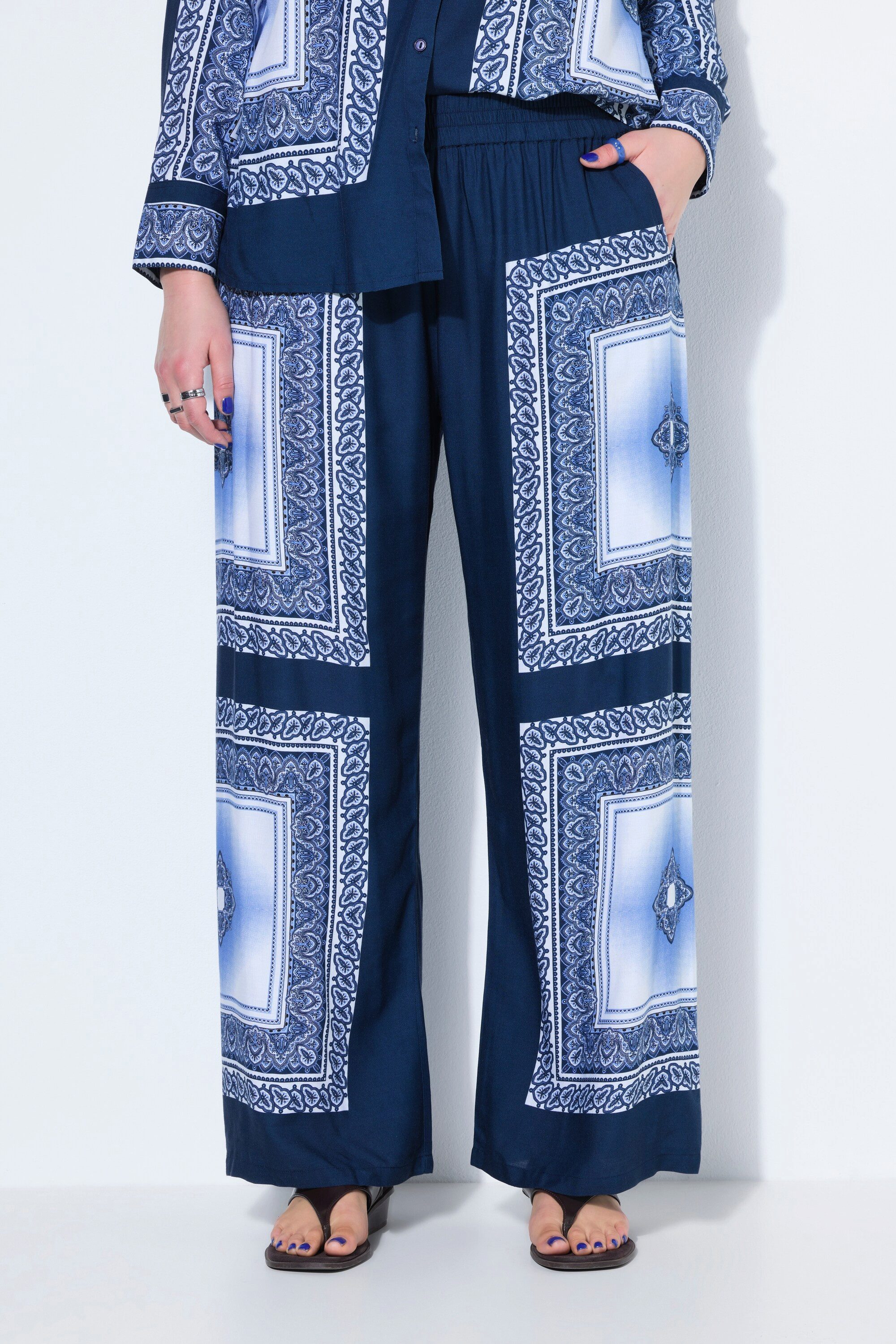 Studio Untold Schlupfhose Hose Wide Legs High Waist Tuch-Print