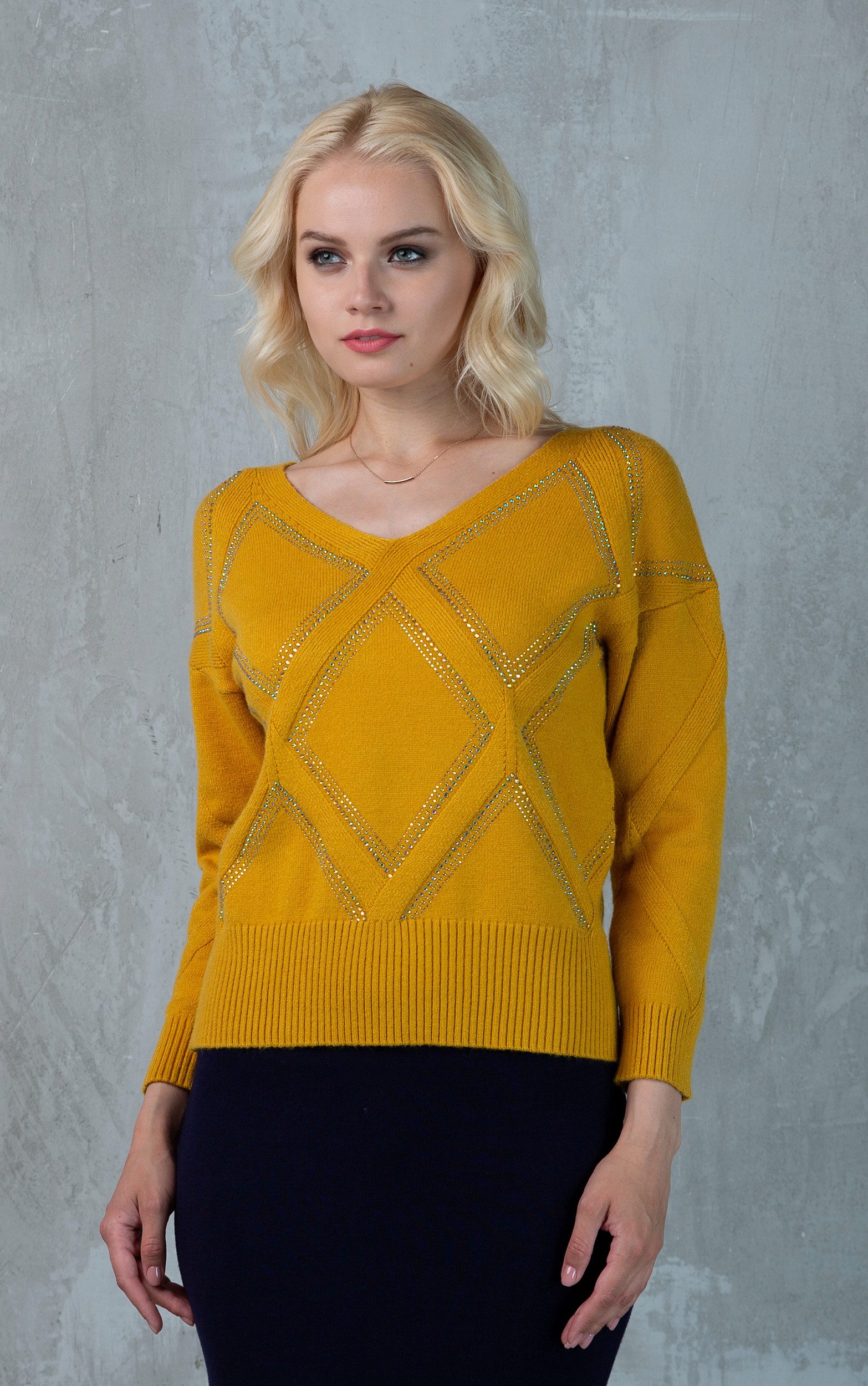 Passioni Strickpullover mit Rautenmuster aus Strasssteinen günstig online kaufen