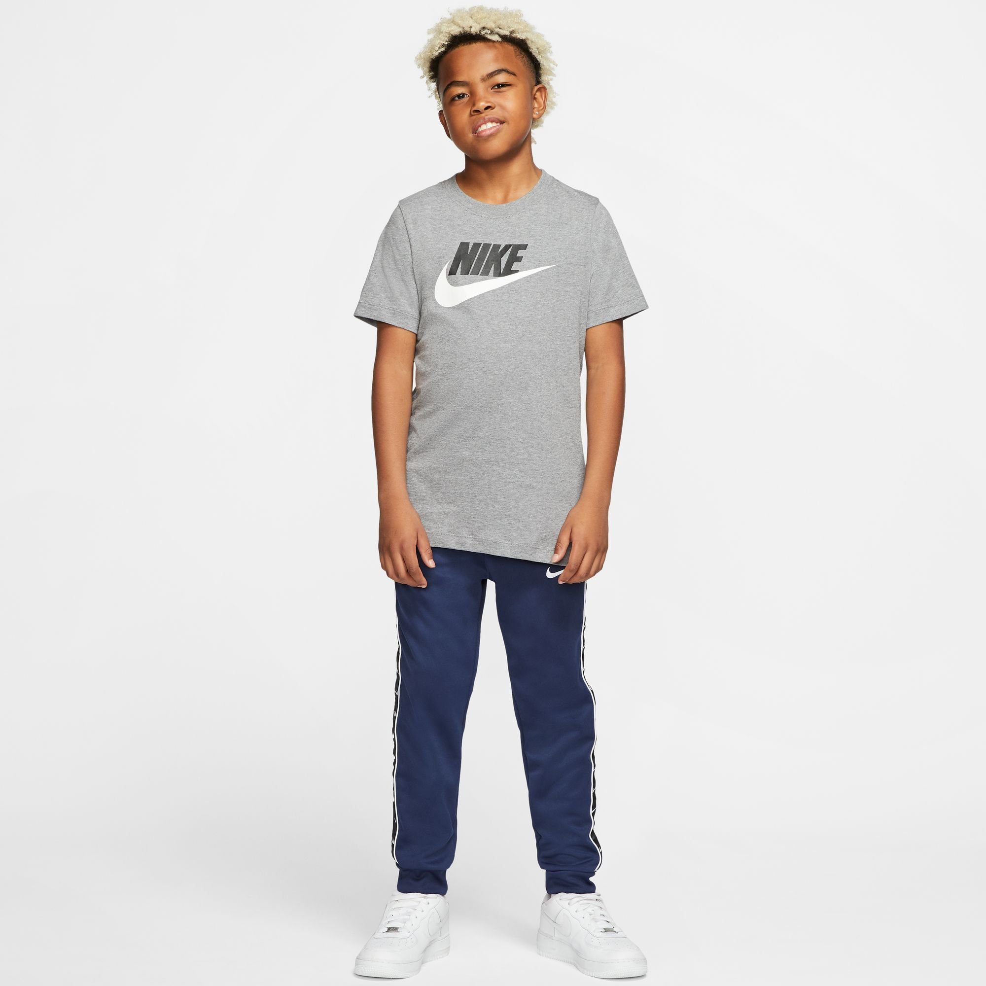 T-SHIRT T-Shirt Nike grau-meliert COTTON Sportswear BIG KIDS'
