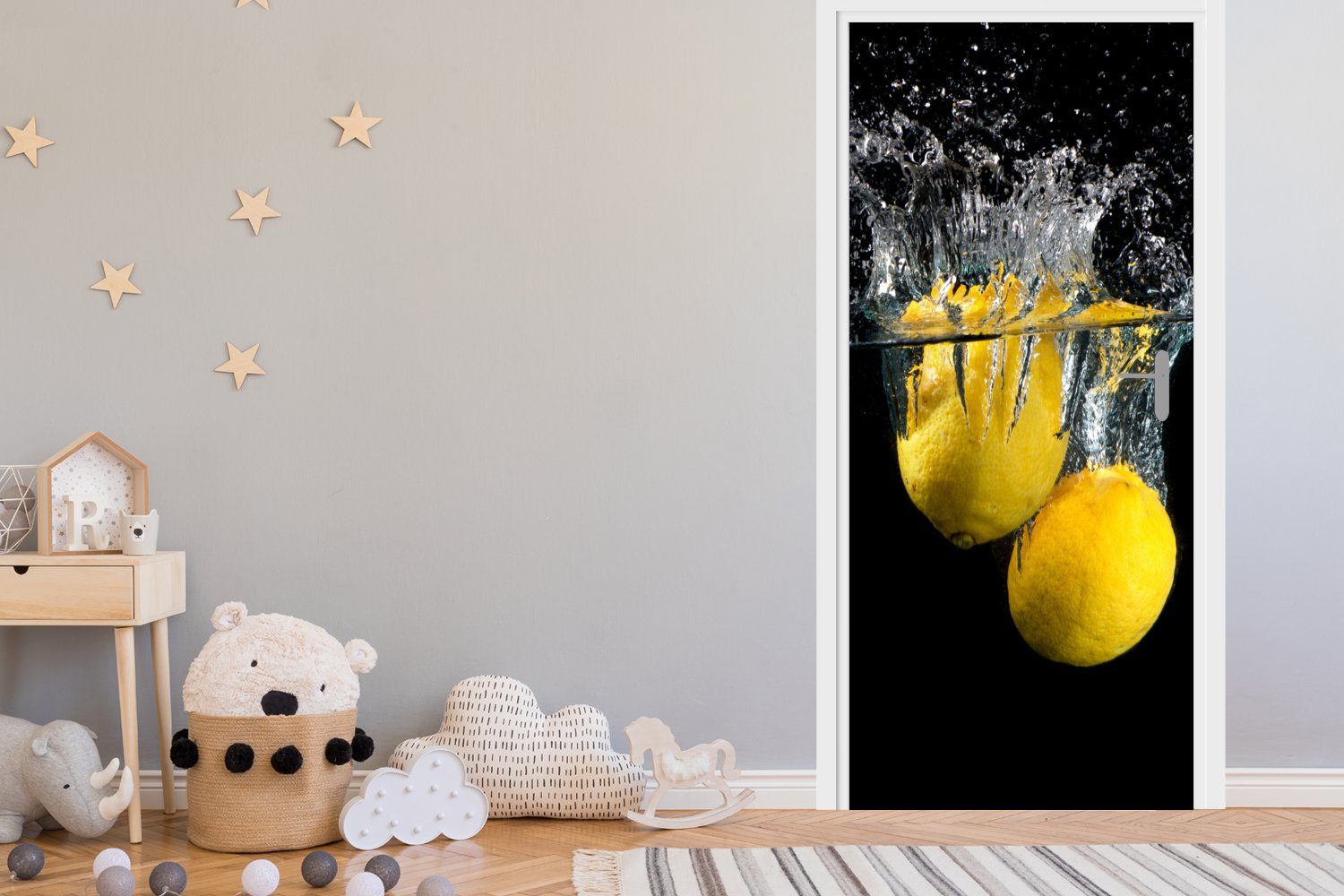Matt, Gelb, - Türtapete - cm Tür, St), (1 Frucht Stilleben - für - Zitrone Wasser Fototapete 75x205 bedruckt, Türaufkleber, MuchoWow