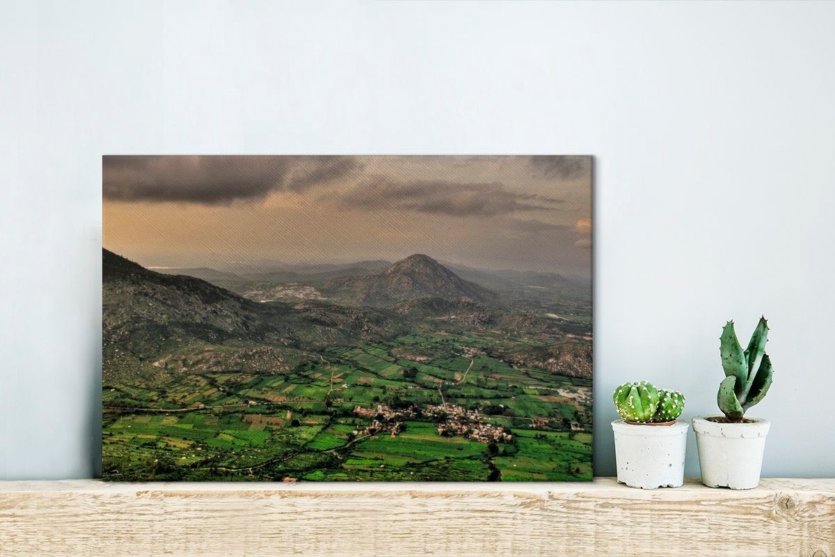 OneMillionCanvasses® Leinwandbild Foto von Wanddeko, von Hügel Indien, St), Leinwandbilder, hohen (1 Wandbild einem Aufhängefertig, Bangalore in 30x20 cm