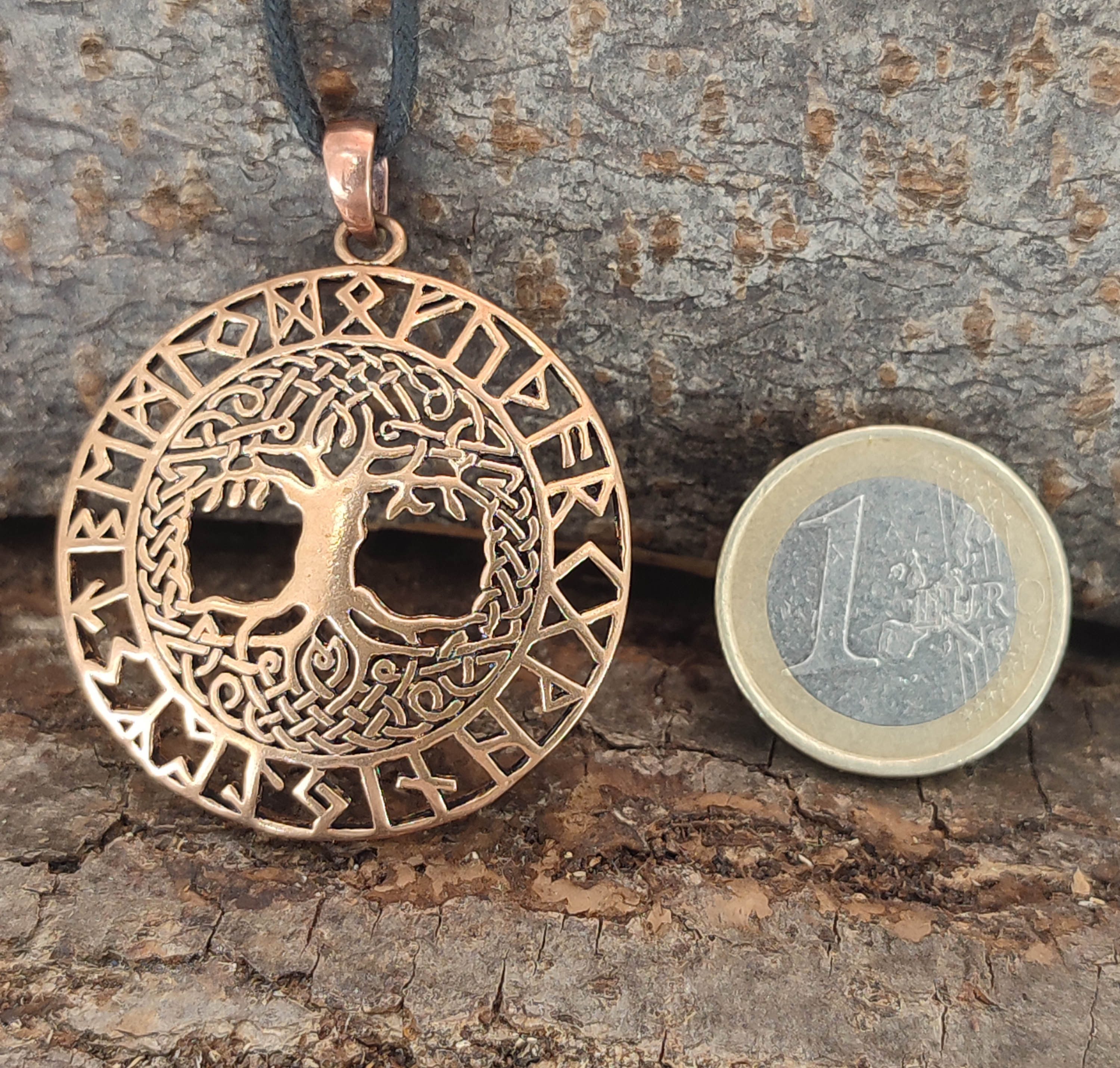 Kiss of Leather Kettenanhänger Lebensbaum Bronze Anhänger Yggdrasil Weltenbaum Baum des Lebens Runen