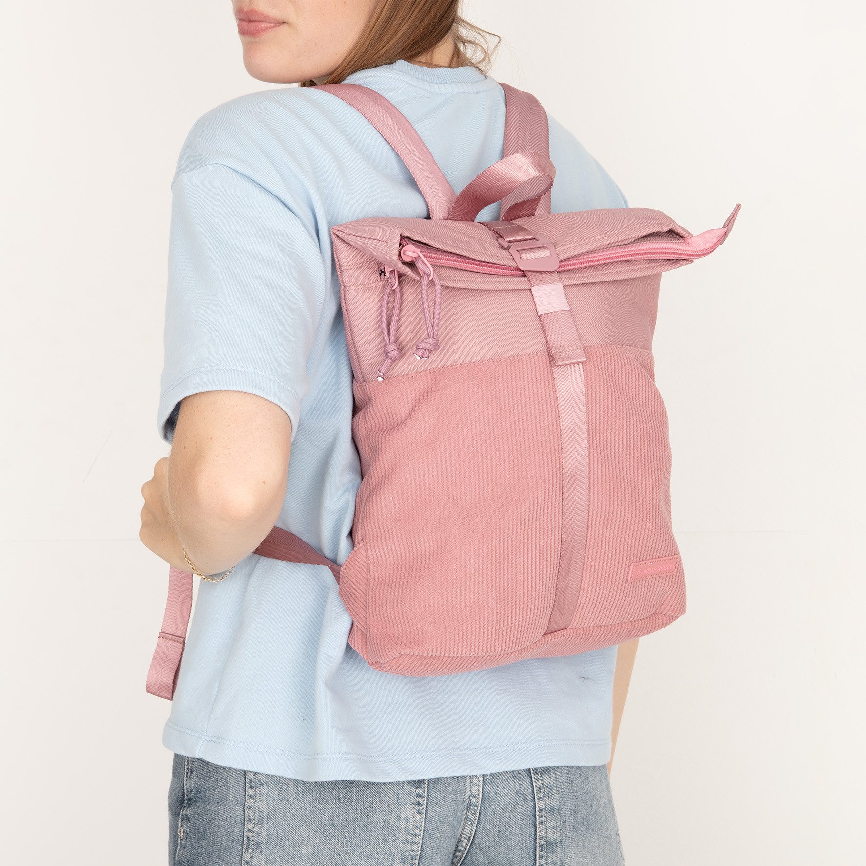 NEW REBELS Cityrucksack kleiner Roll Up RollTop Kurier Rucksack Ribbi Los Angeles Cord, trendige Kordoptik