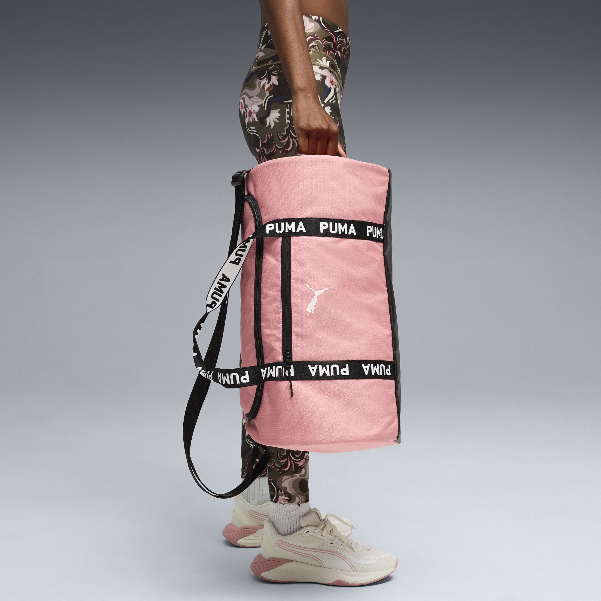 PUMA Schultertasche Essentials Training 28,5 l Schultertasche Damen