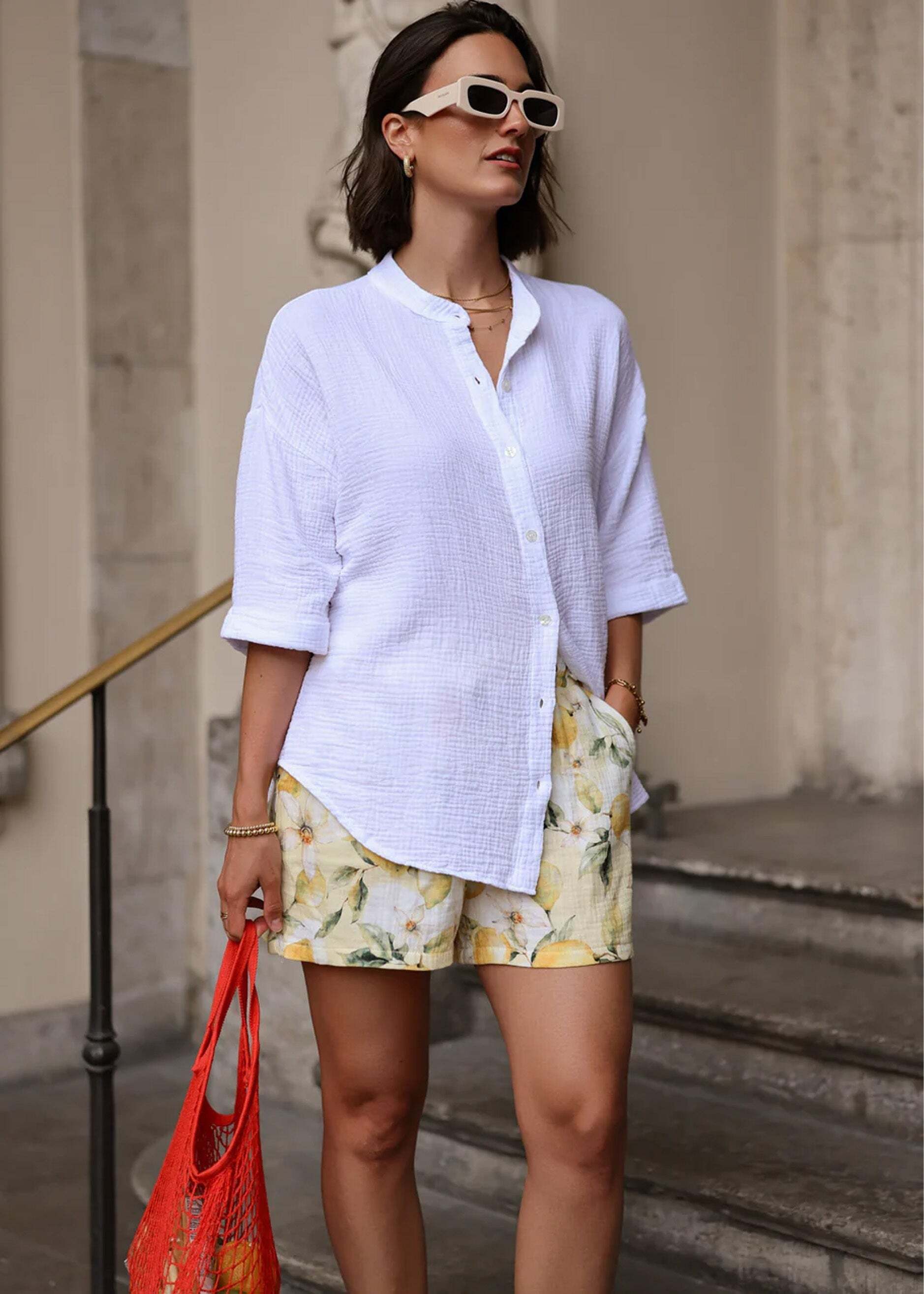 SASSYCLASSY Langarmbluse Musselin Bluse mit halblangen Ärmeln Damen Lässige Baumwollbluse mit Stehkragen und Ärmelumschlag Weiß