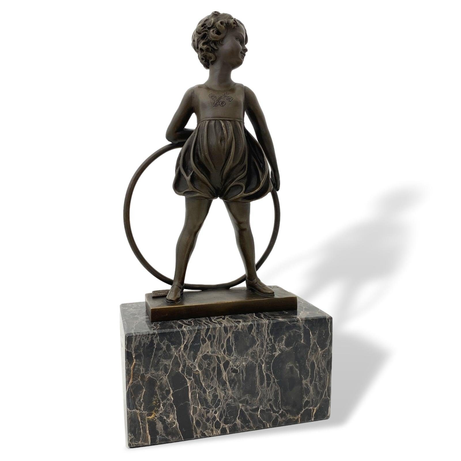 mit Bronzeskulptur Mädchen Turnerin Figur Bronzefigur Reif Skulptur Steinpl auf Aubaho