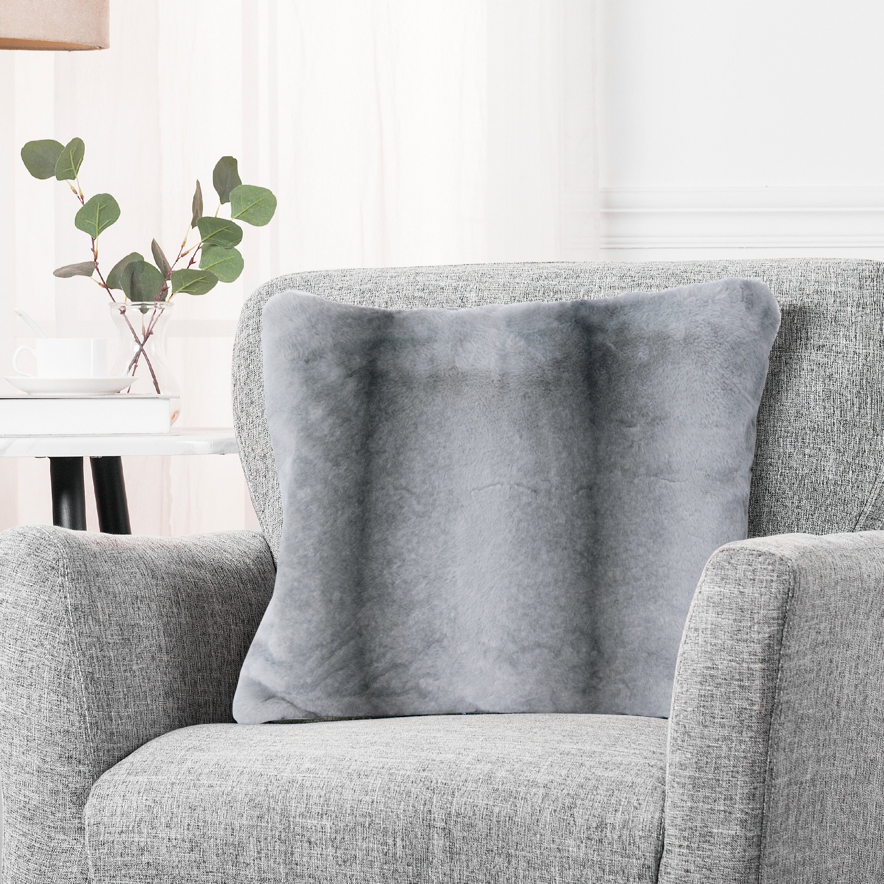 Brilliant Kissenbezüge / Dekokissen / Couchkissen/ Kunstfell, Kuschelweich
