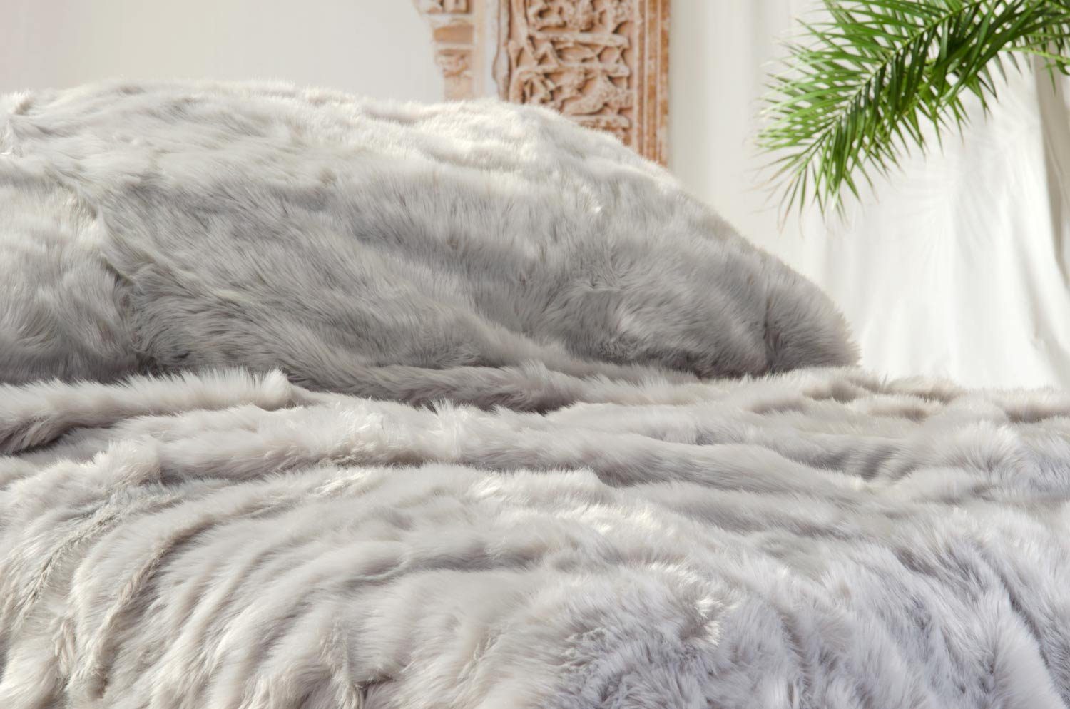 Wohndecke Premium Felldecke (Kunstfelldecke) "Zobel silber-grau", günstig online kaufen