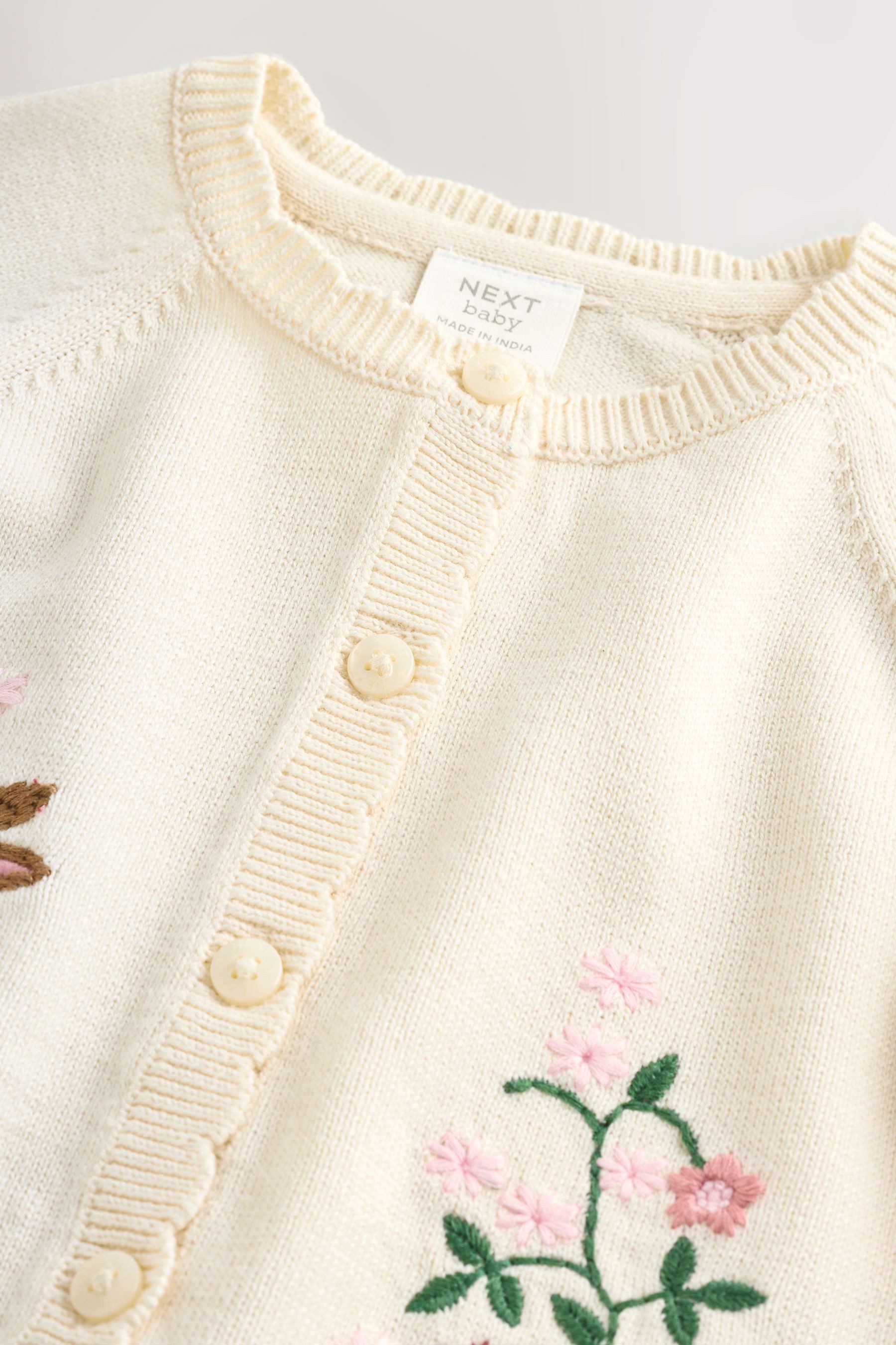 Next Strickjacke Baby Strickjacke mit Häschenmotiv (1-tlg)