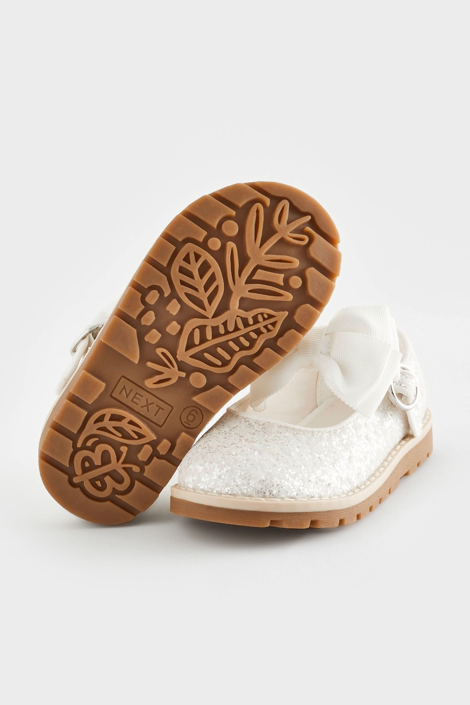 Next Mary-Janes mit Klettverschluss, weite Passform Klettschuh (1-tlg)