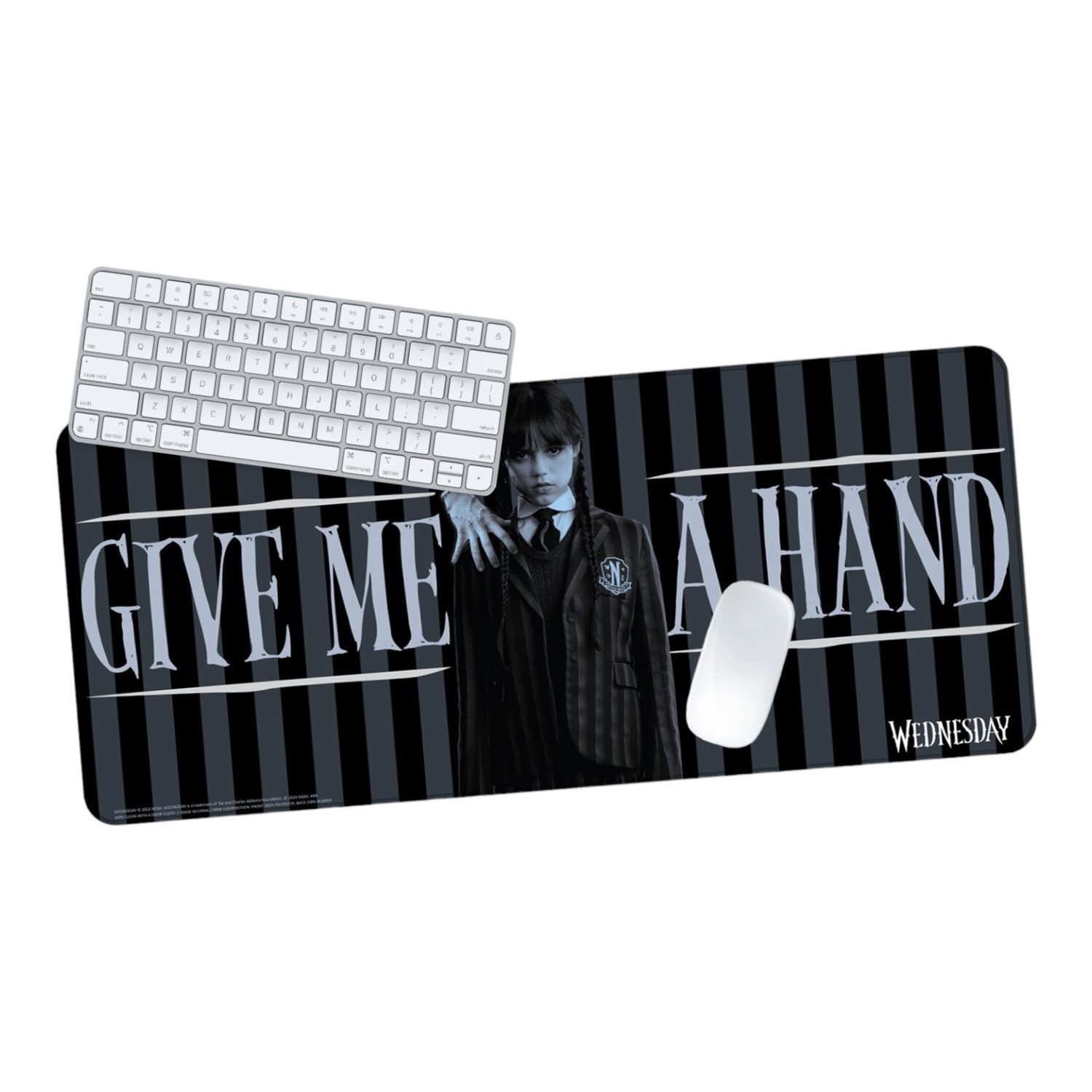 Blue Sky Designs Schreibtischunterlage Wednesday Addams Schreibtischunterlage Mauspad mit Give Me a Hand