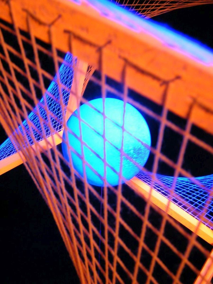 PSYWORK Dekoobjekt Schwarzlicht 3D StringArt Fadendeko Würfel "Orange Universe", 55cm, UV-aktiv, leuchtet unter Schwarzlicht