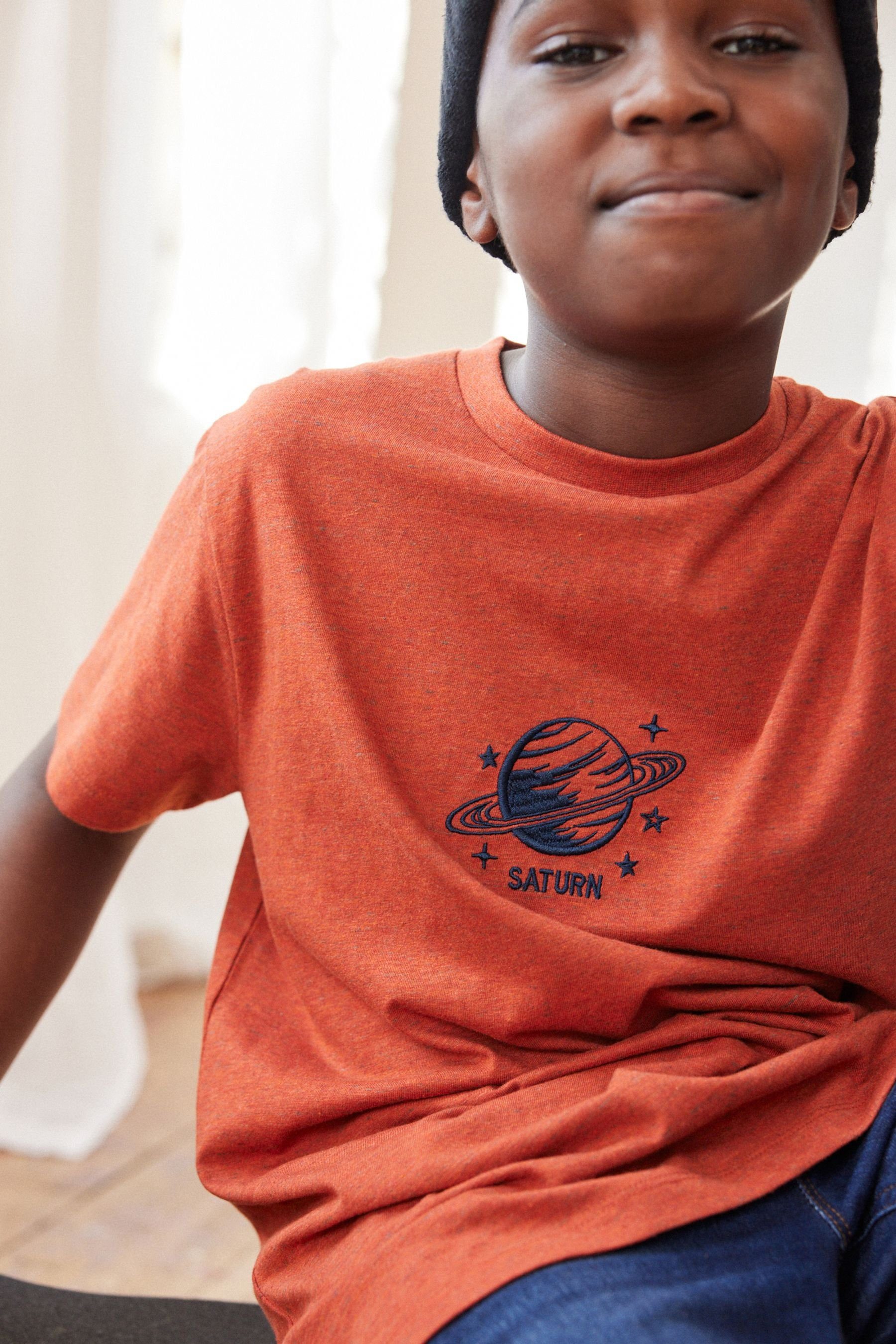 Next T-Shirt Grafik-T-Shirt (1-tlg) Orange Embroidery Planet