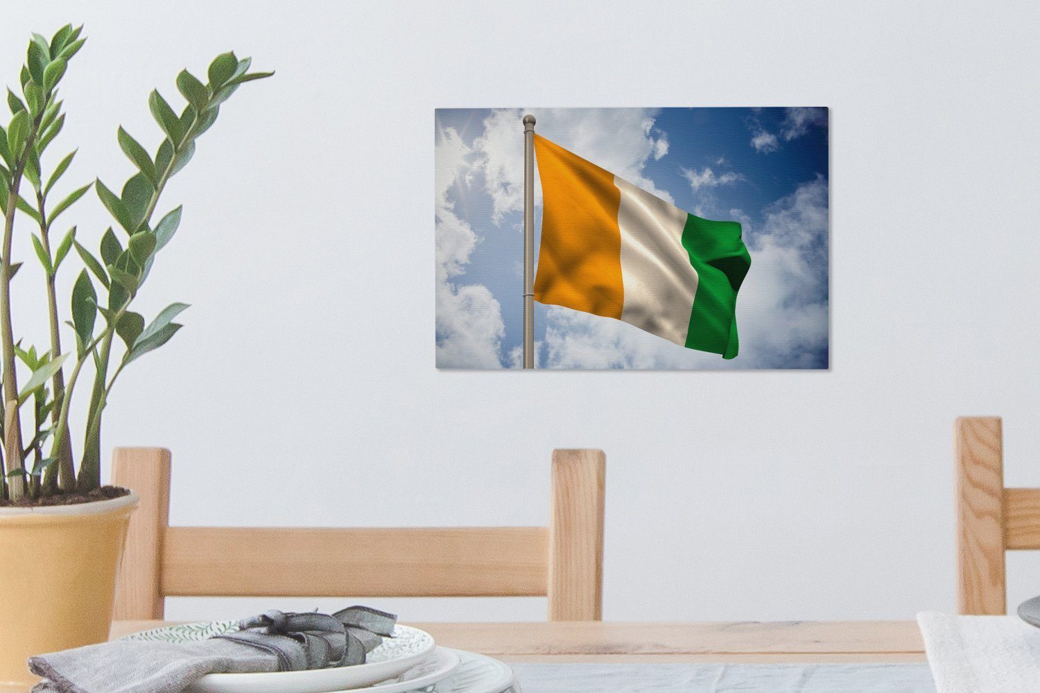 Elfenbeinküste, (1 cm Leinwandbild Leinwandbilder, Flagge Aufhängefertig, 30x20 Wandbild St), der Hissende OneMillionCanvasses® Wanddeko,