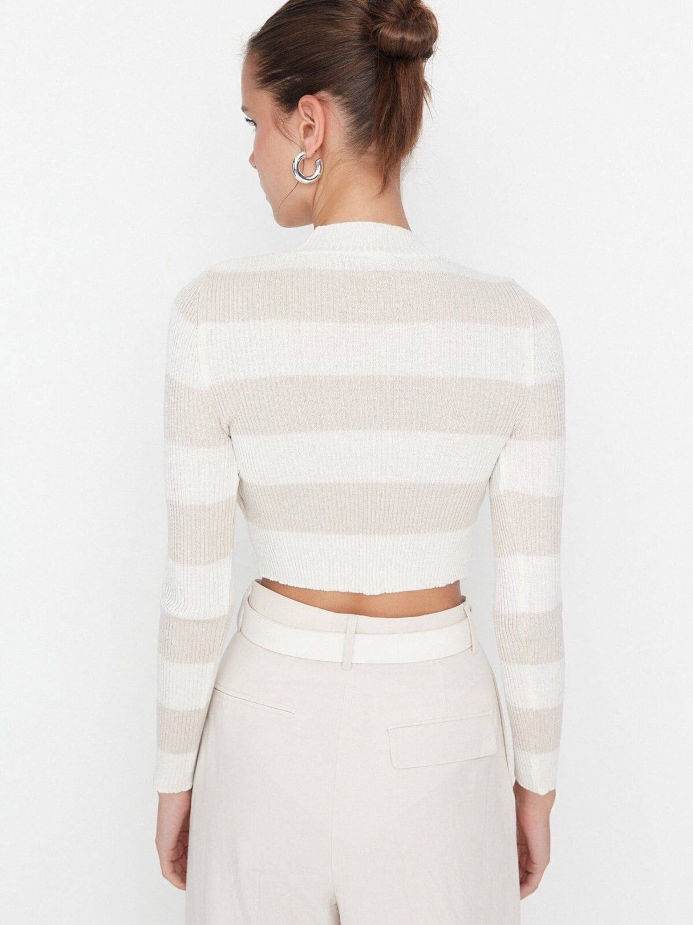 Trendyol Rundhalspullover (1-tlg) Plain/ohne Details günstig online kaufen