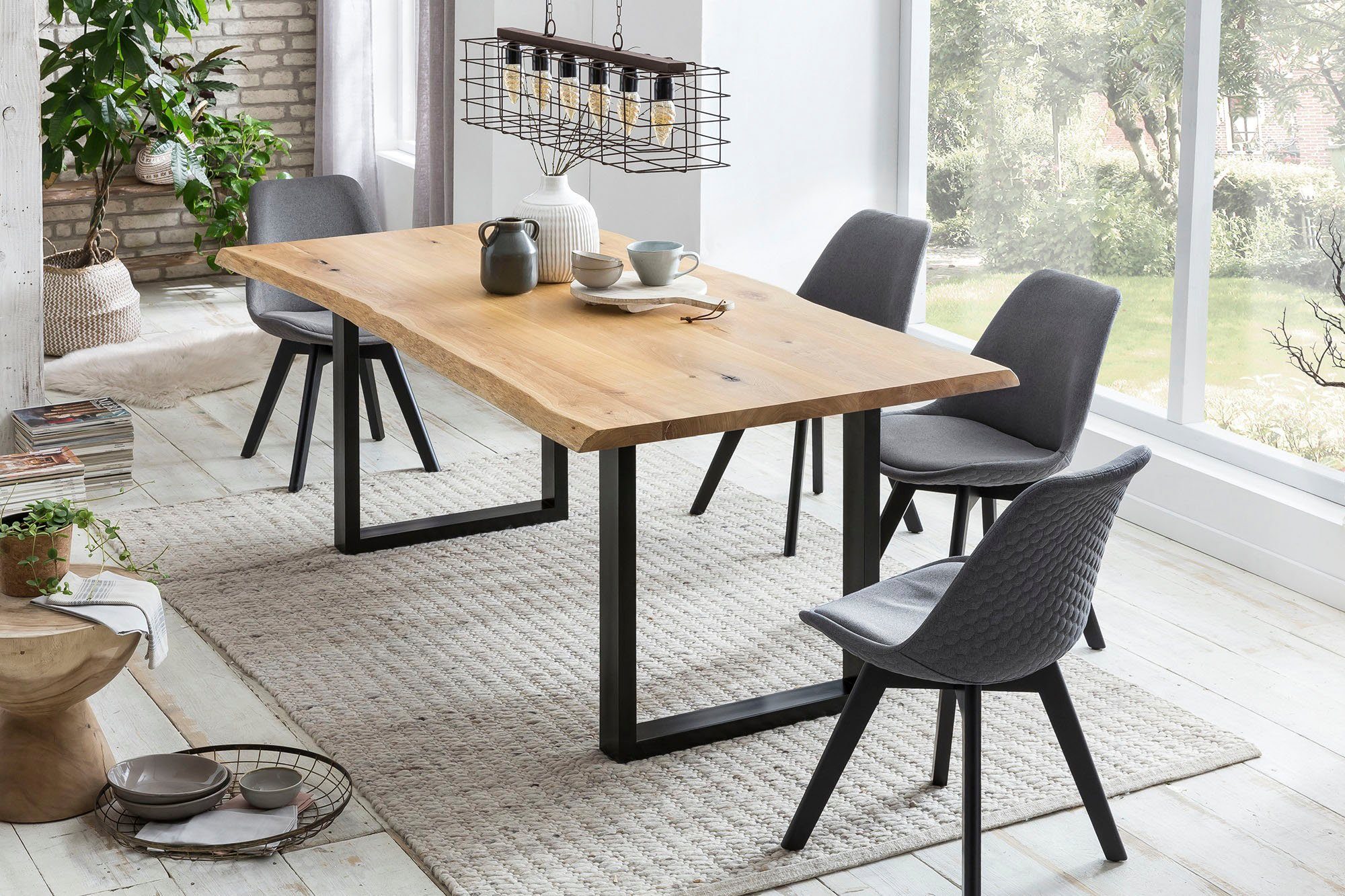 SalesFever Esstisch Design-Speisetisch für stilvolles Ambiente, UV-lackierte Eichenholz-Tischplatte, 40mm