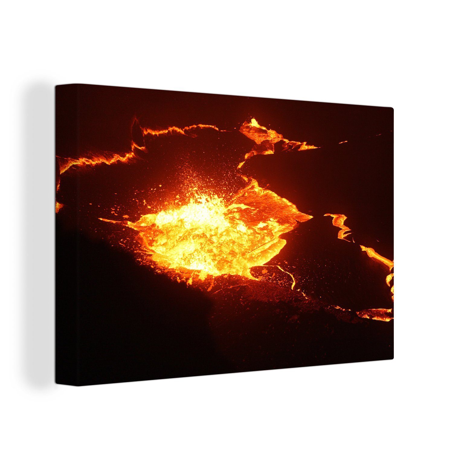 OneMillionCanvasses® Leinwandbild Glühende Lava fließt aus dem Vulkan, (1 St), Wandbild Leinwandbilder, Aufhängefertig, Wanddeko, 30x20 cm